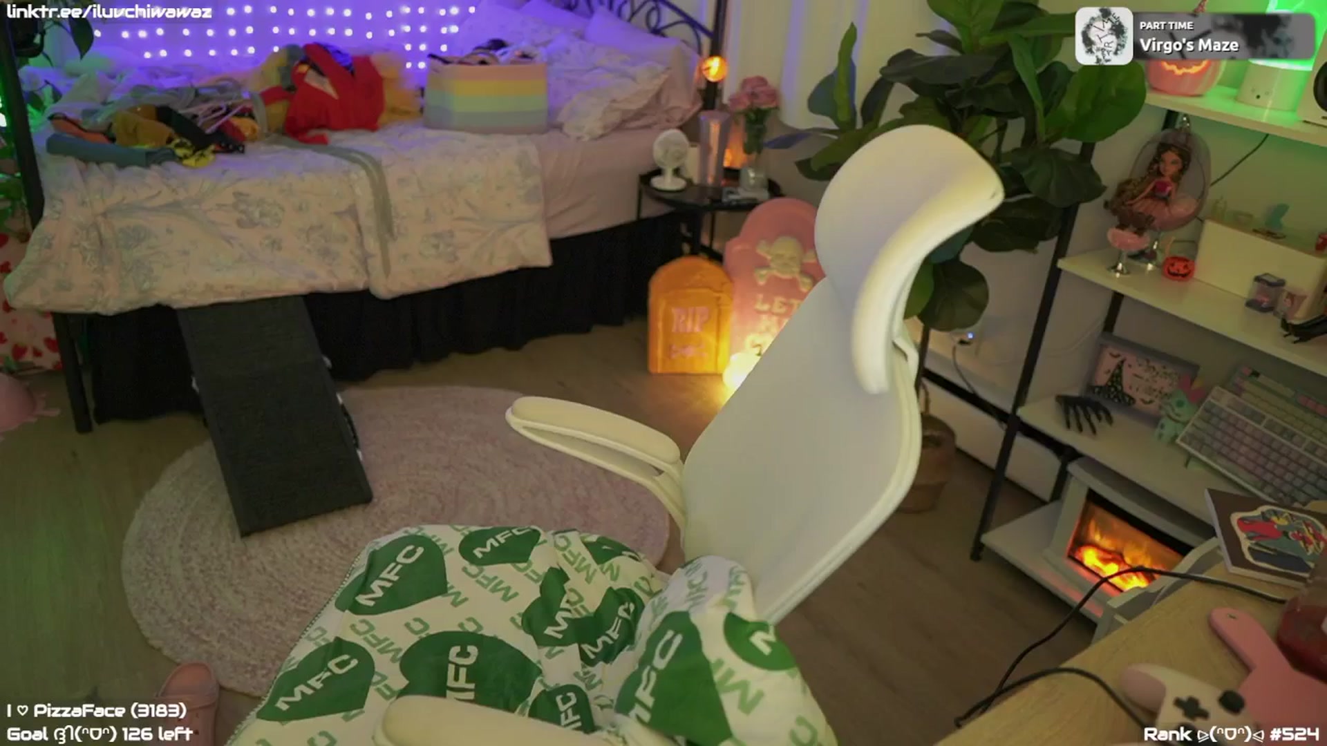 Gallery image thumbnail from EMMEL1NE's myfreecams stream on, 09/21/2024, 03:58 image 19 of 20