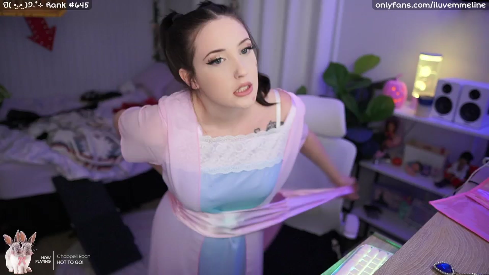 Gallery image thumbnail from EMMEL1NE's myfreecams stream on, 09/29/2024, 02:26 image 9 of 20