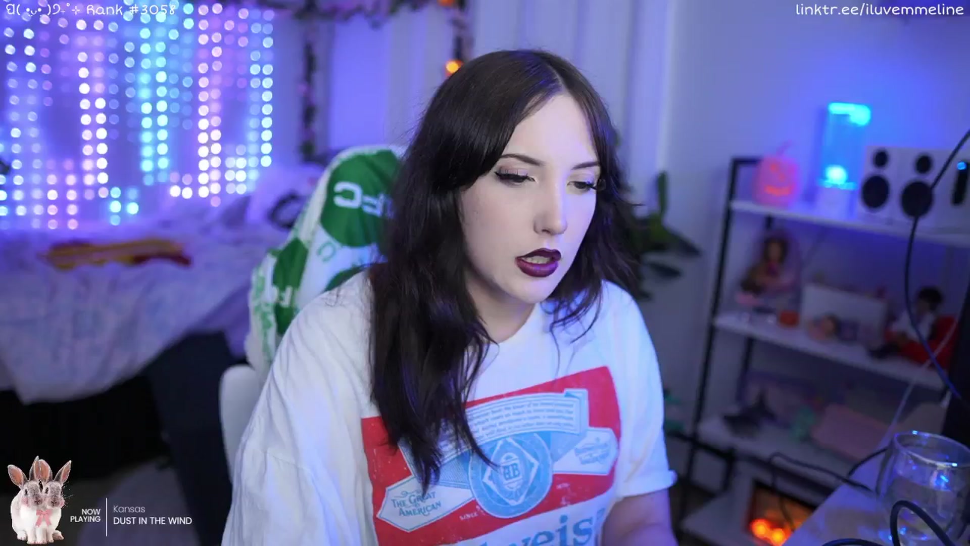 Gallery image thumbnail from EMMEL1NE's myfreecams stream on, 10/07/2024, 24:42 image 13 of 20