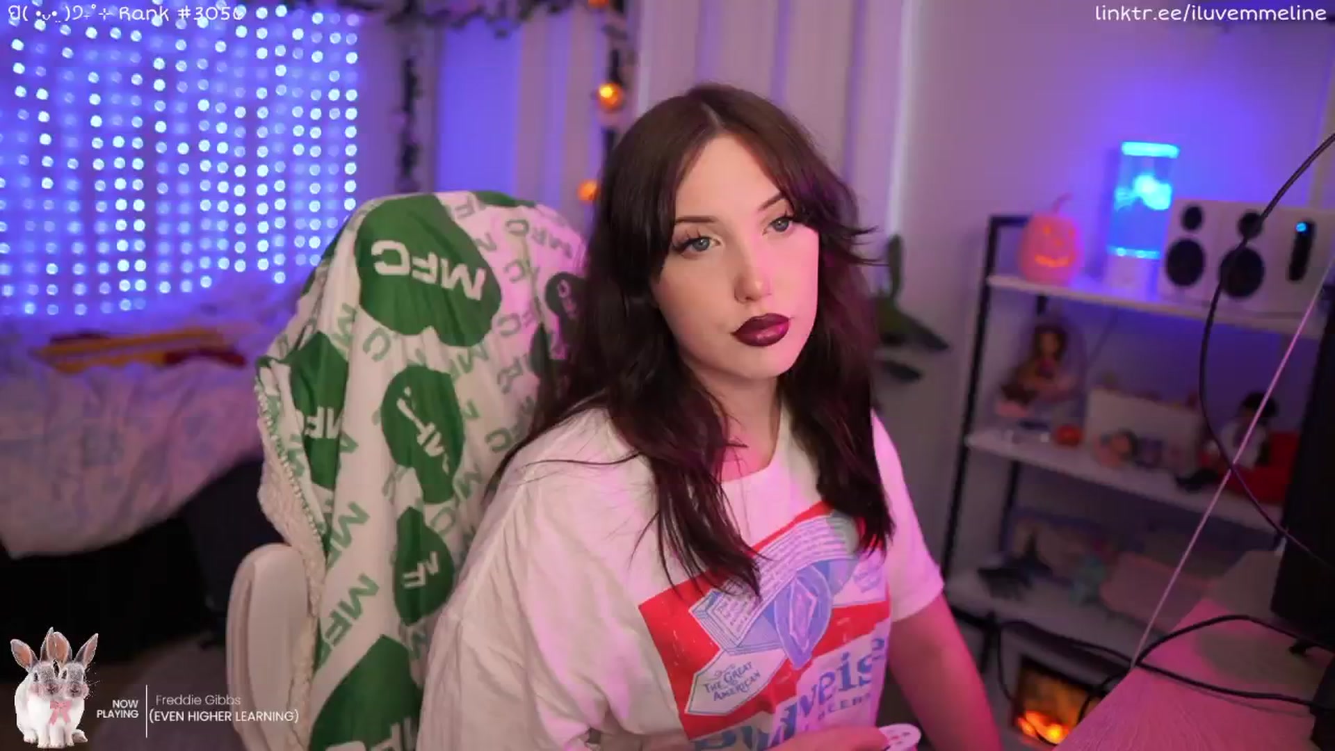Gallery image thumbnail from EMMEL1NE's myfreecams stream on, 10/07/2024, 24:42 image 4 of 20