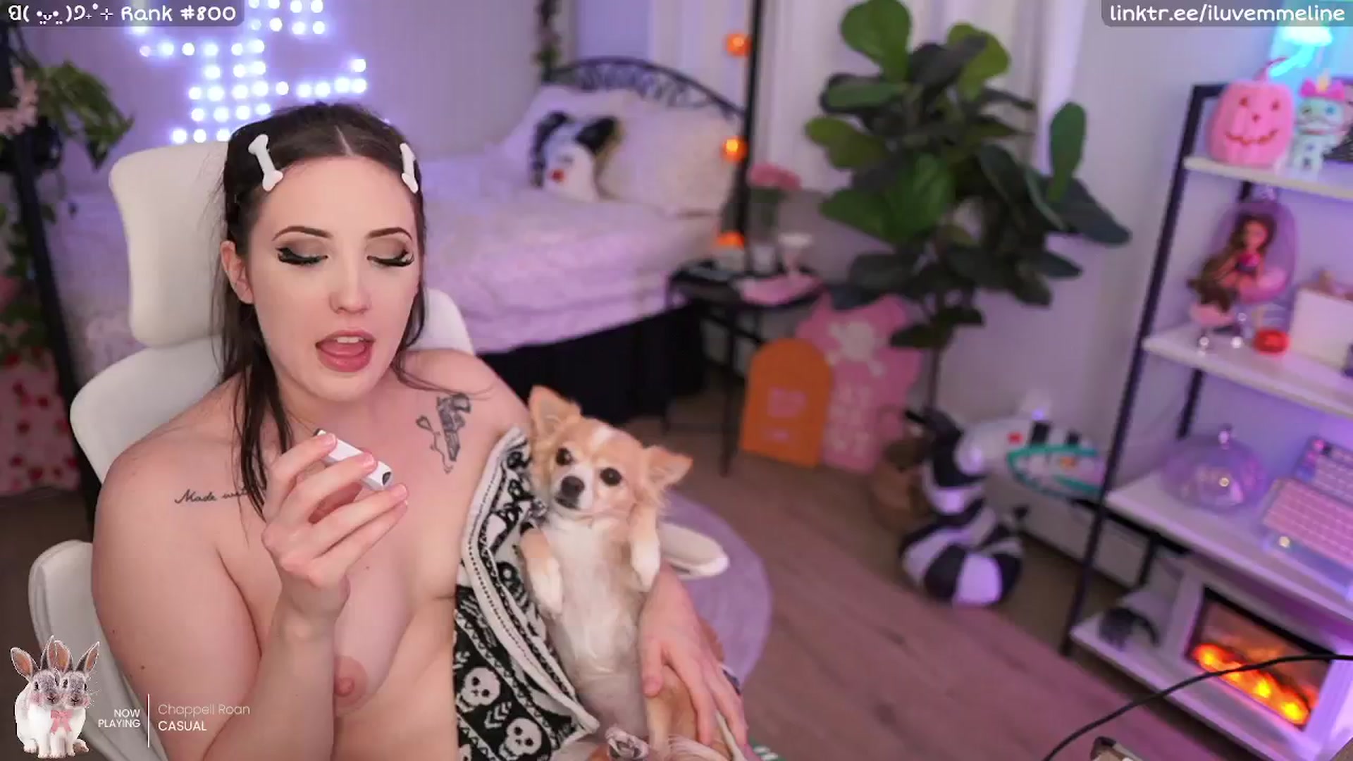 Gallery image thumbnail from EMMEL1NE's myfreecams stream on, 10/11/2024, 04:30 image 13 of 20