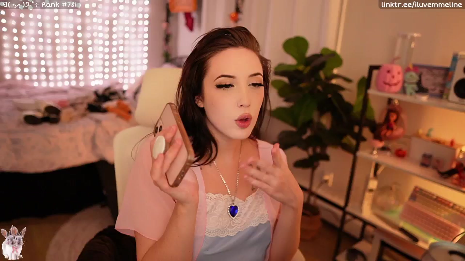 Gallery image thumbnail from EMMEL1NE's myfreecams stream on, 10/31/2024, 09:02 image 16 of 20