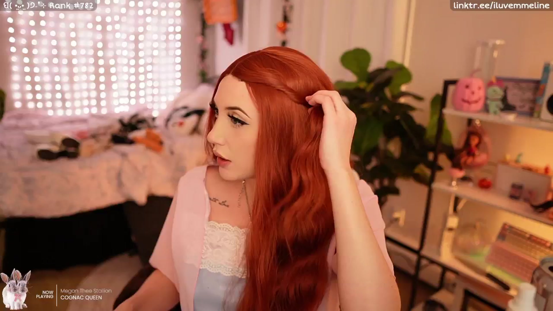 Gallery image thumbnail from EMMEL1NE's myfreecams stream on, 10/31/2024, 09:02 image 18 of 20