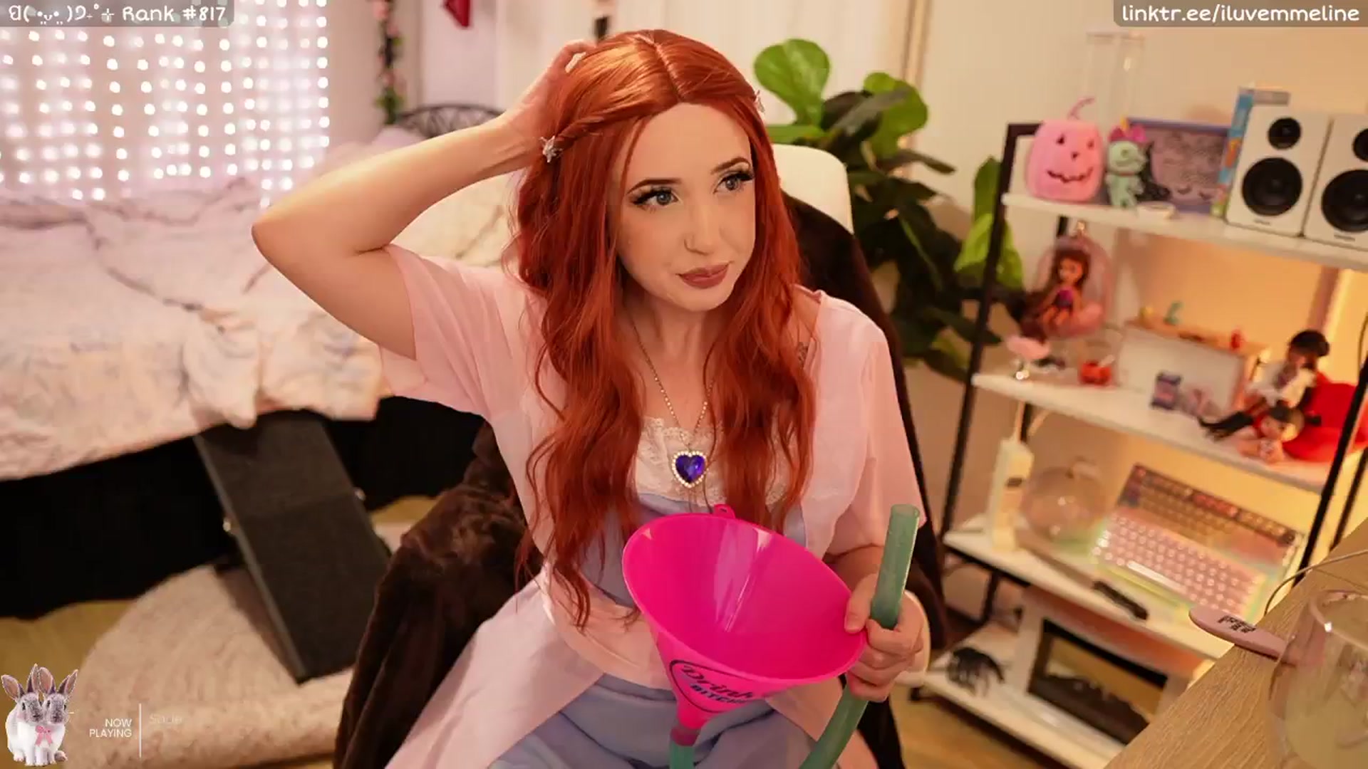 Gallery image thumbnail from EMMEL1NE's myfreecams stream on, 10/31/2024, 09:02 image 2 of 20