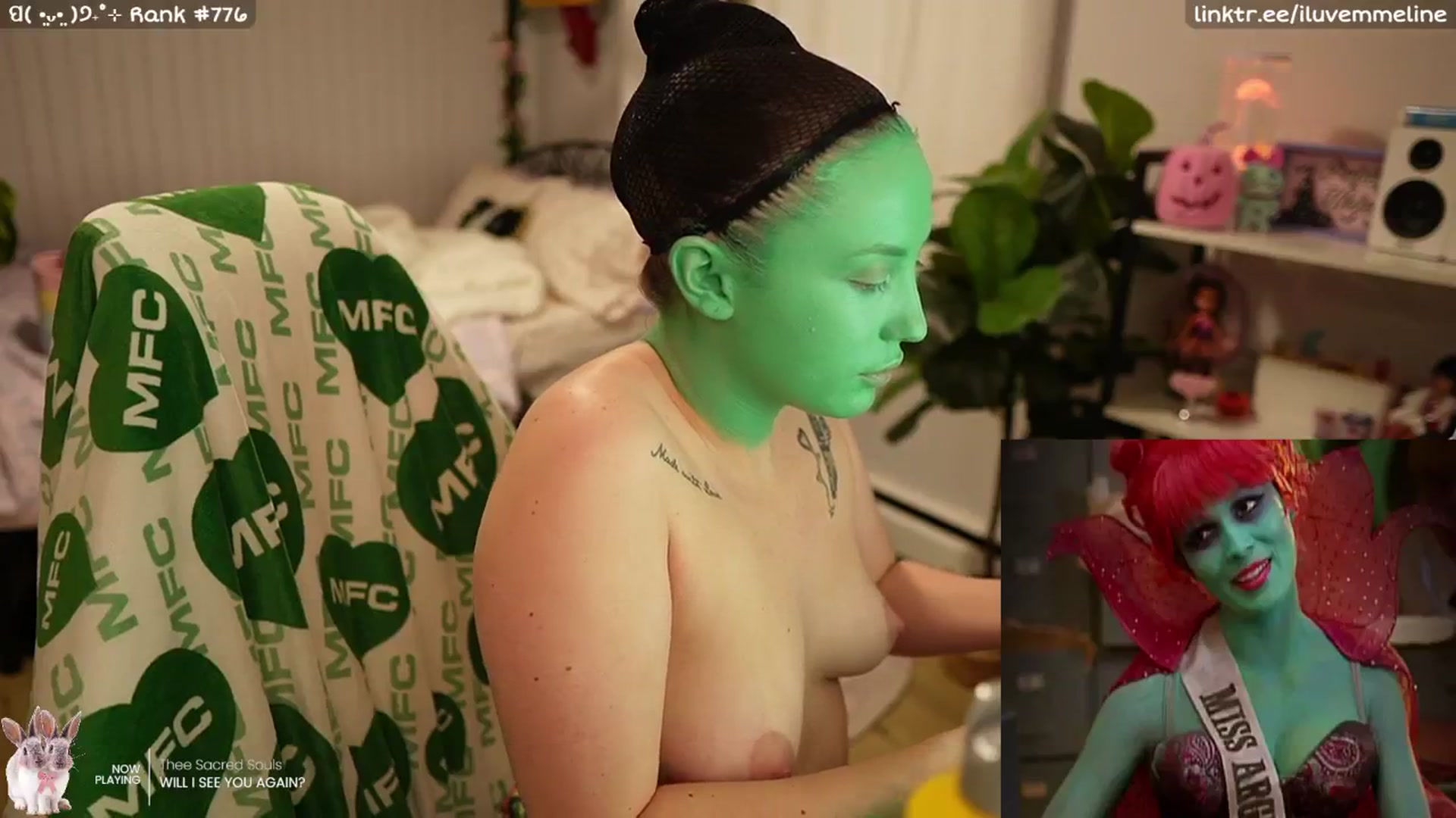 Gallery image thumbnail from EMMEL1NE's myfreecams stream on, 11/01/2024, 04:26 image 2 of 20