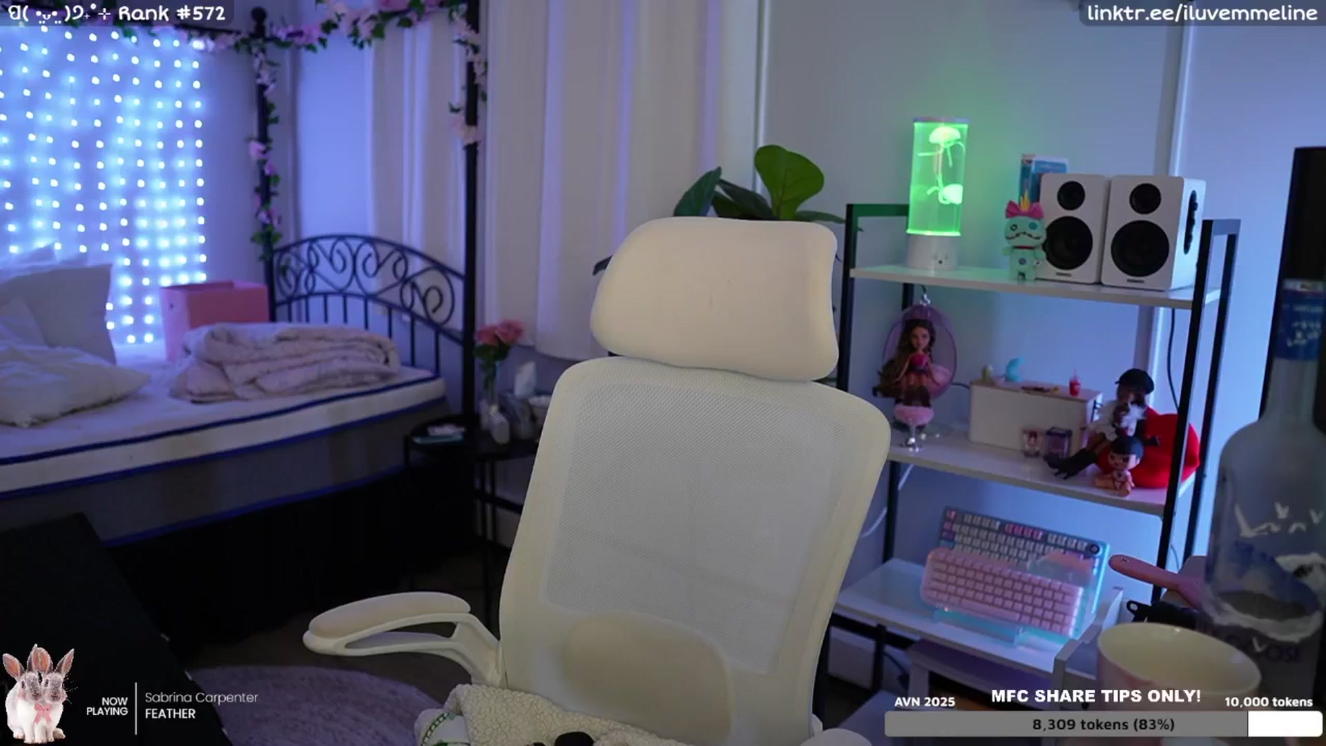 Gallery image thumbnail from EMMEL1NE's myfreecams stream on, 11/03/2024, 09:05 image 13 of 20