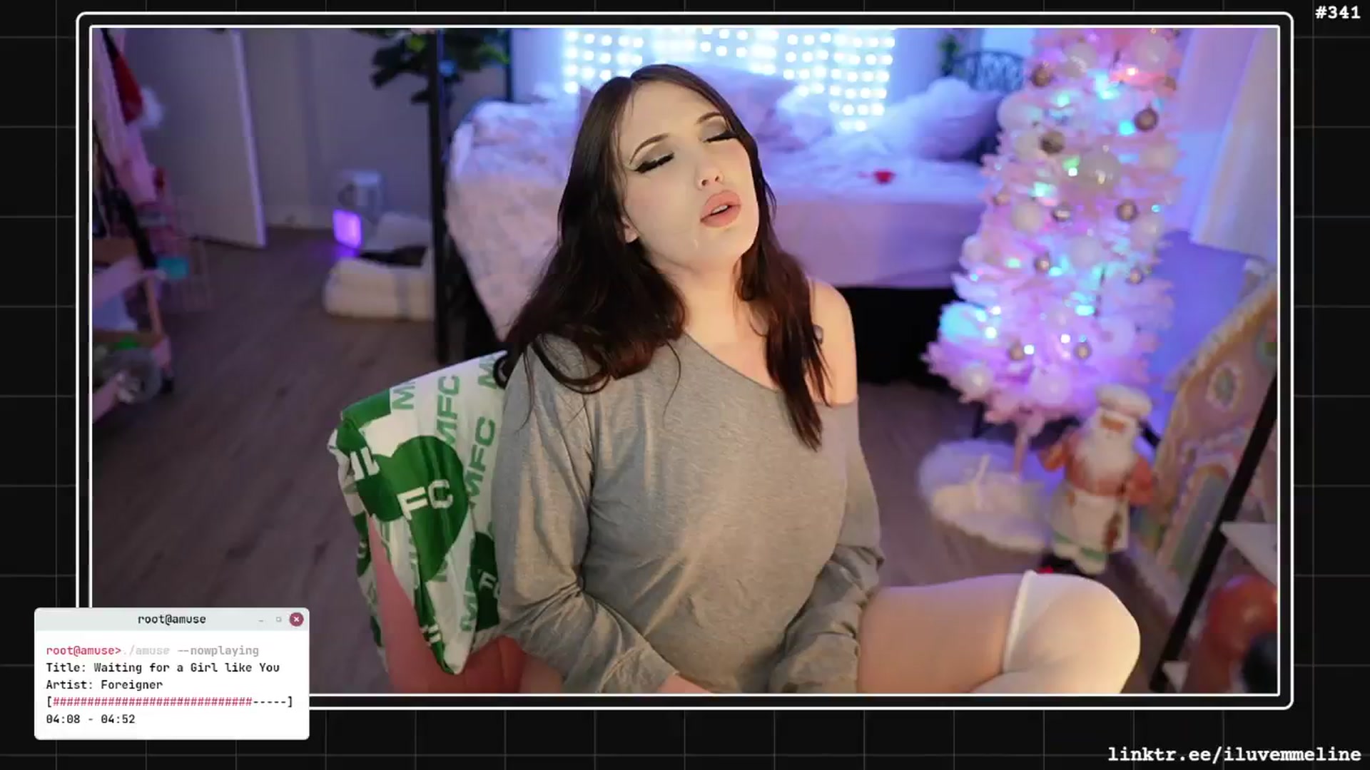 Gallery image thumbnail from EMMEL1NE's myfreecams stream on, 12/13/2024, 08:15 image 12 of 20