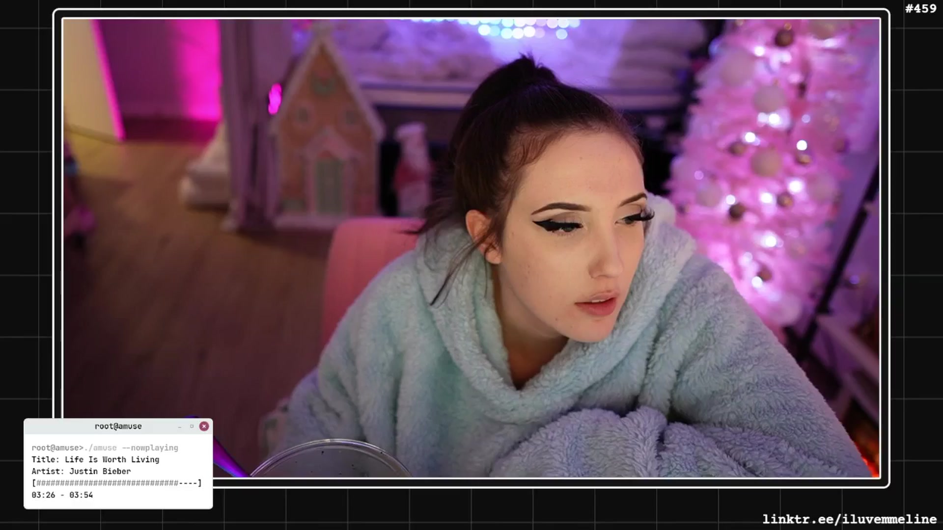 Gallery image thumbnail from EMMEL1NE's myfreecams stream on, 12/22/2024, 06:29 image 20 of 20
