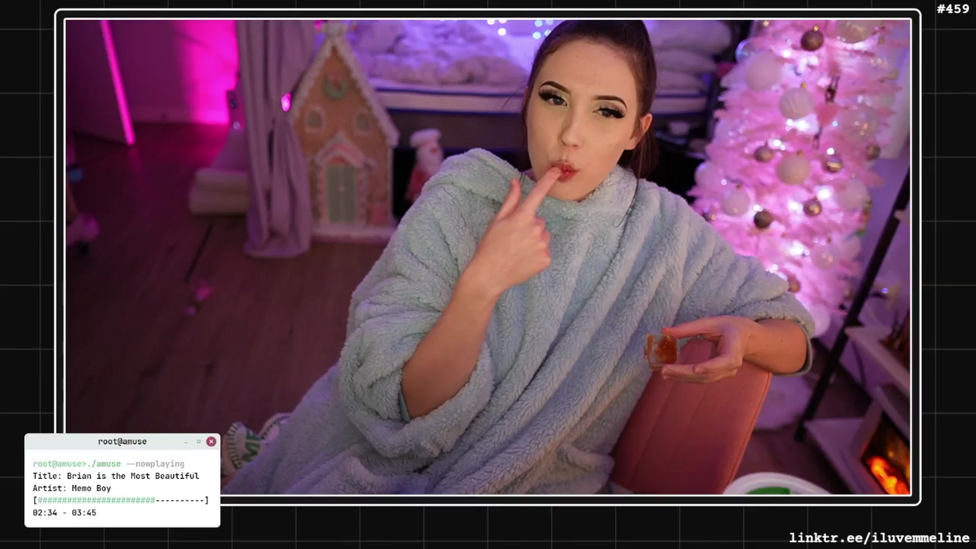 Gallery image thumbnail from EMMEL1NE's myfreecams stream on, 12/22/2024, 06:29 image 15 of 20
