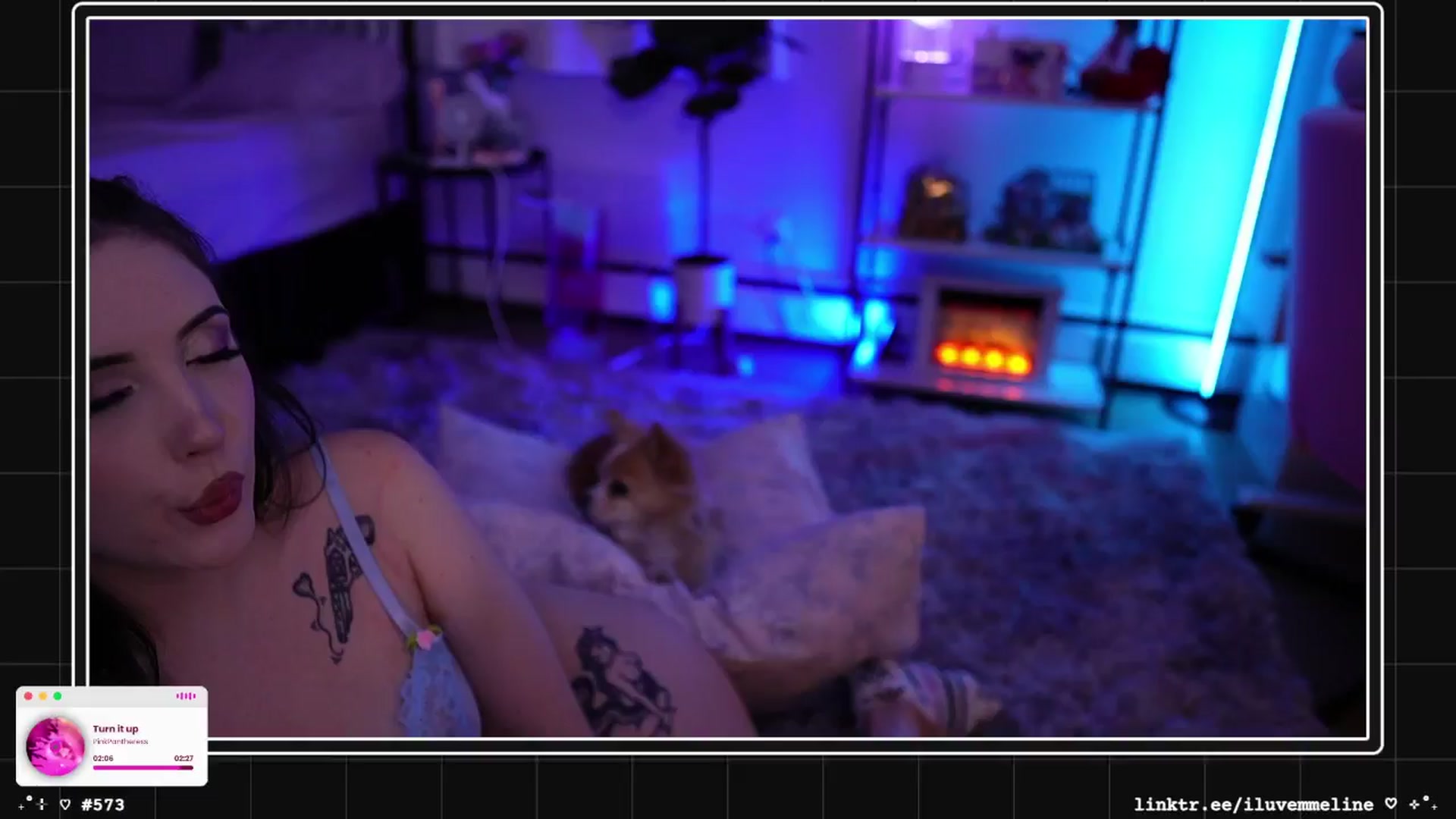 Gallery image thumbnail from EMMEL1NE's myfreecams stream on, 12/27/2024, 05:39 image 12 of 20
