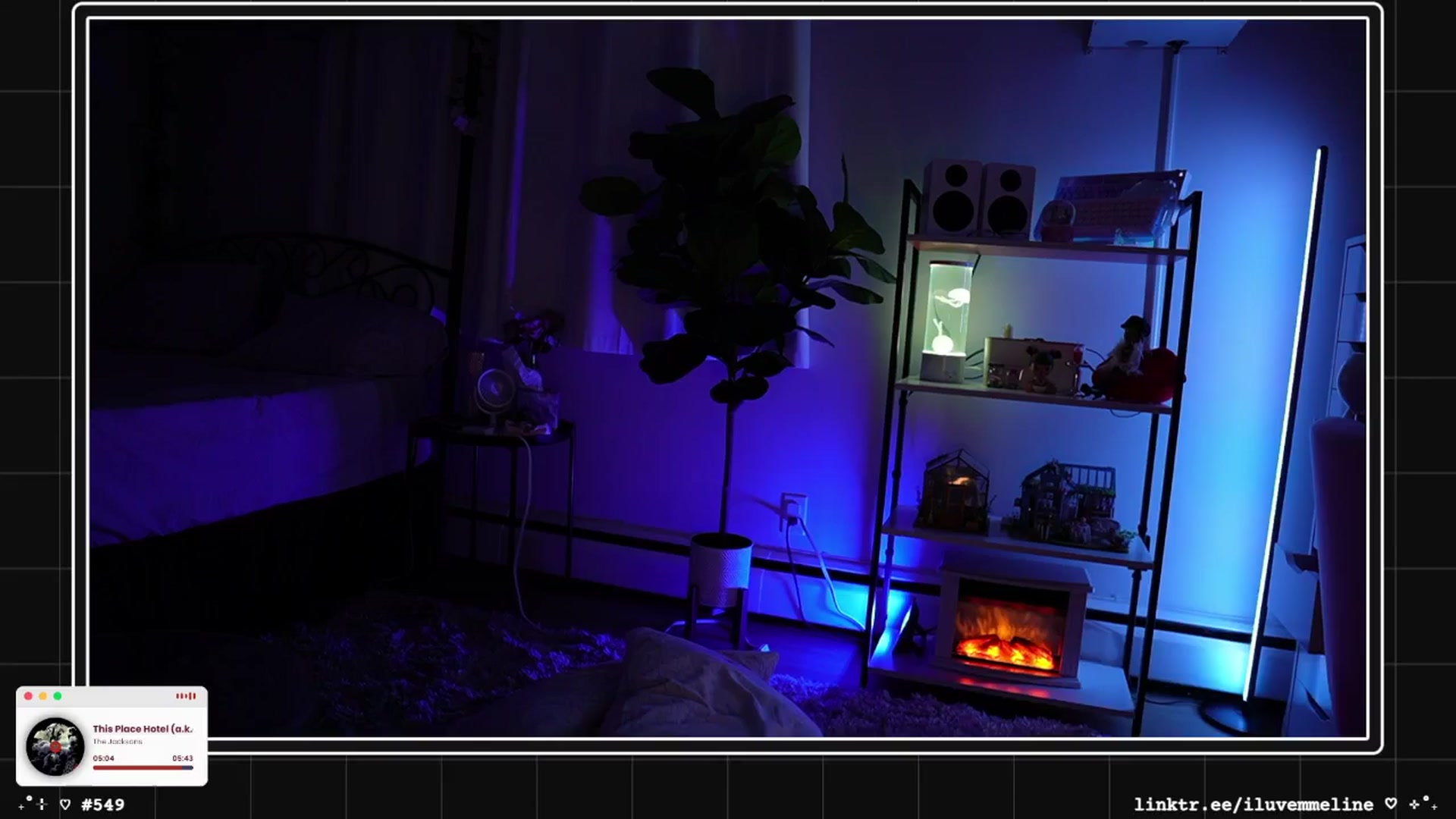 Gallery image thumbnail from EMMEL1NE's myfreecams stream on, 12/27/2024, 05:39 image 19 of 20
