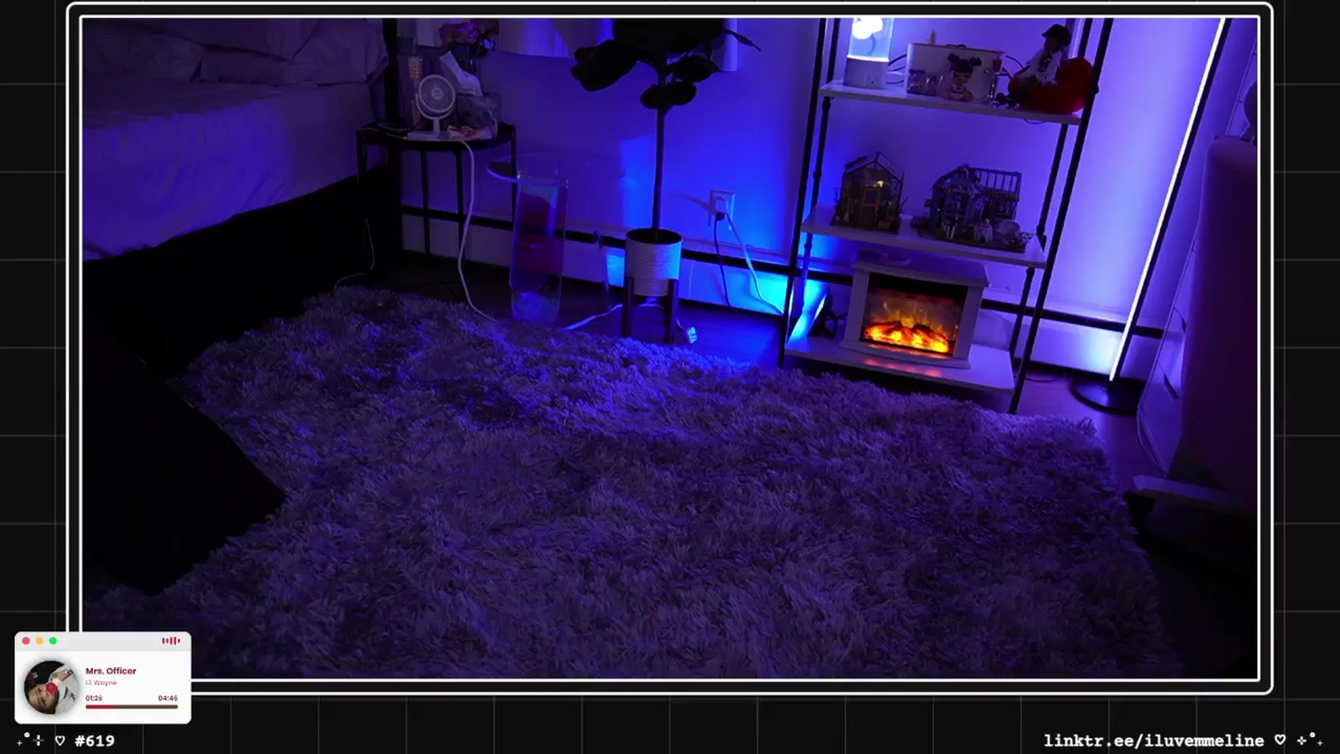Gallery image thumbnail from EMMEL1NE's myfreecams stream on, 12/27/2024, 05:39 image 2 of 20