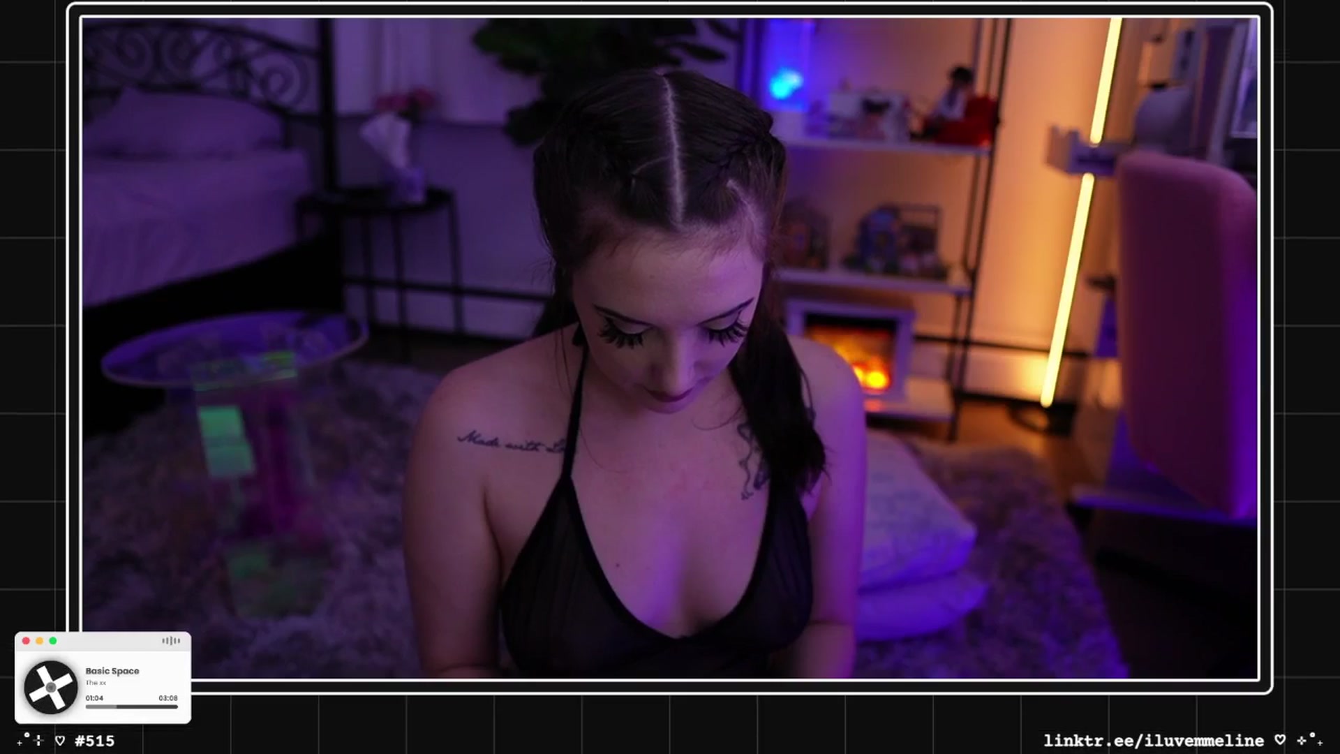 Gallery image thumbnail from EMMEL1NE's myfreecams stream on, 12/28/2024, 01:40 image 15 of 20