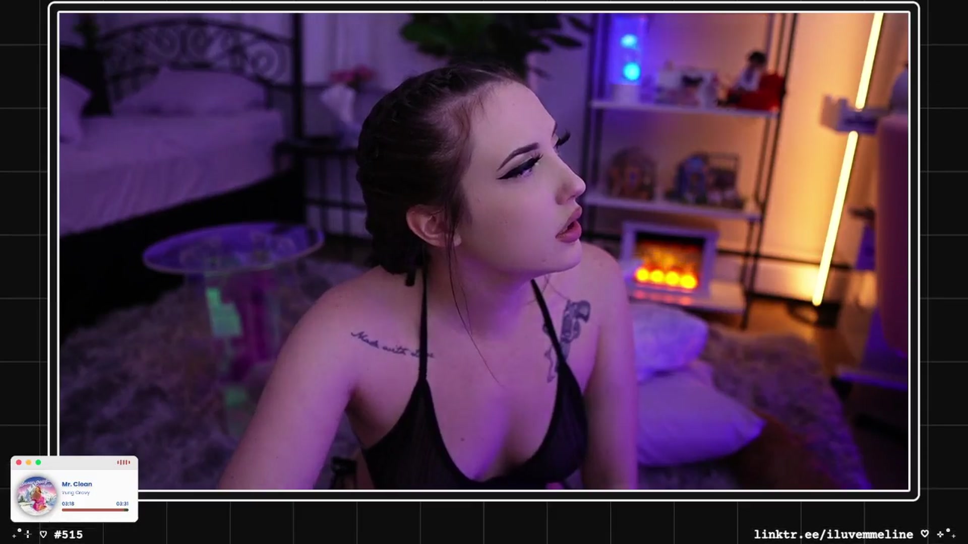 Gallery image thumbnail from EMMEL1NE's myfreecams stream on, 12/28/2024, 01:40 image 11 of 20