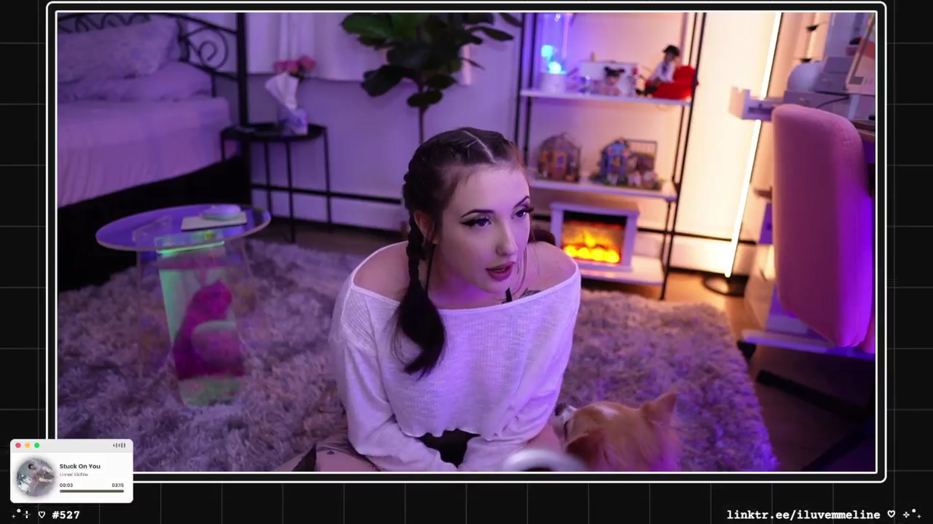 Gallery image thumbnail from EMMEL1NE's myfreecams stream on, 12/28/2024, 01:40 image 2 of 20