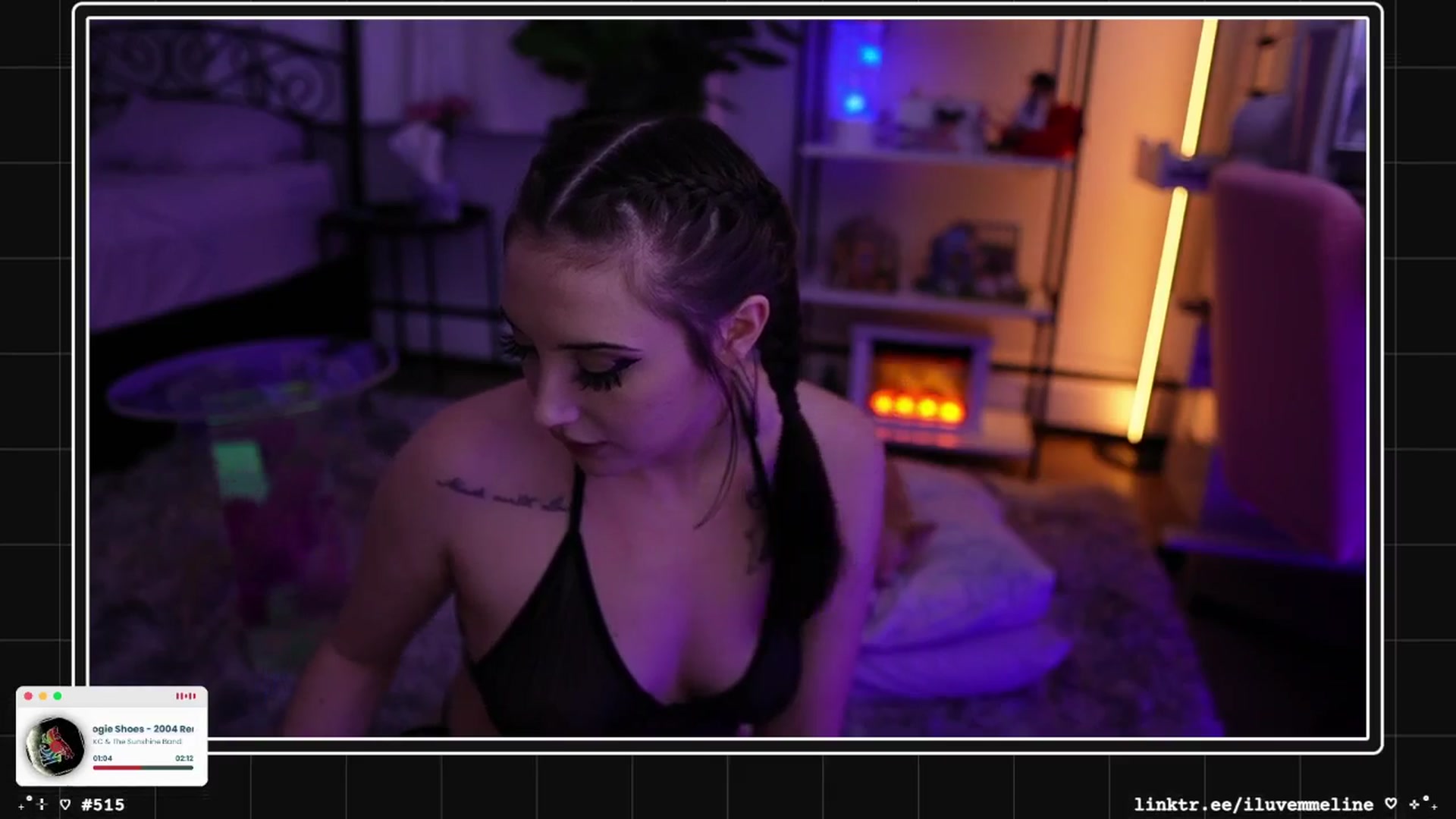 Gallery image thumbnail from EMMEL1NE's myfreecams stream on, 12/28/2024, 01:40 image 14 of 20