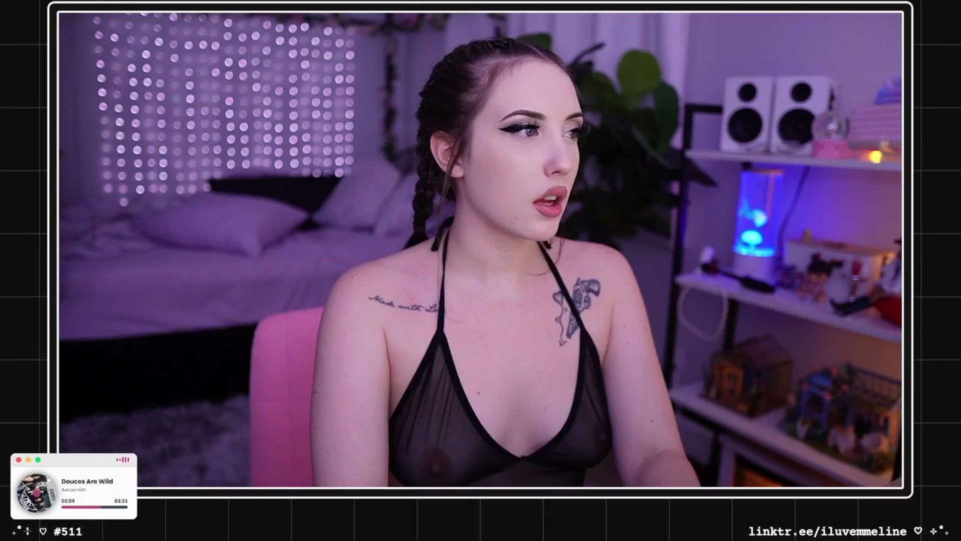 Gallery image thumbnail from EMMEL1NE's myfreecams stream on, 12/28/2024, 01:59 image 10 of 20