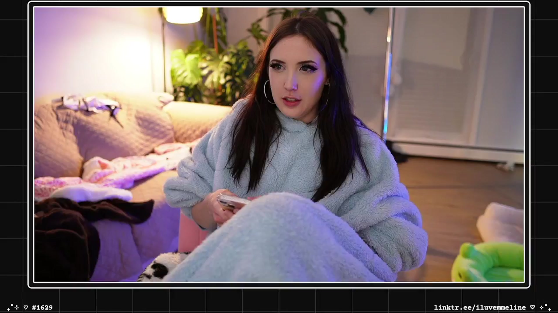 Gallery image thumbnail from EMMEL1NE's myfreecams stream on, 01/10/2025, 09:04 image 20 of 20