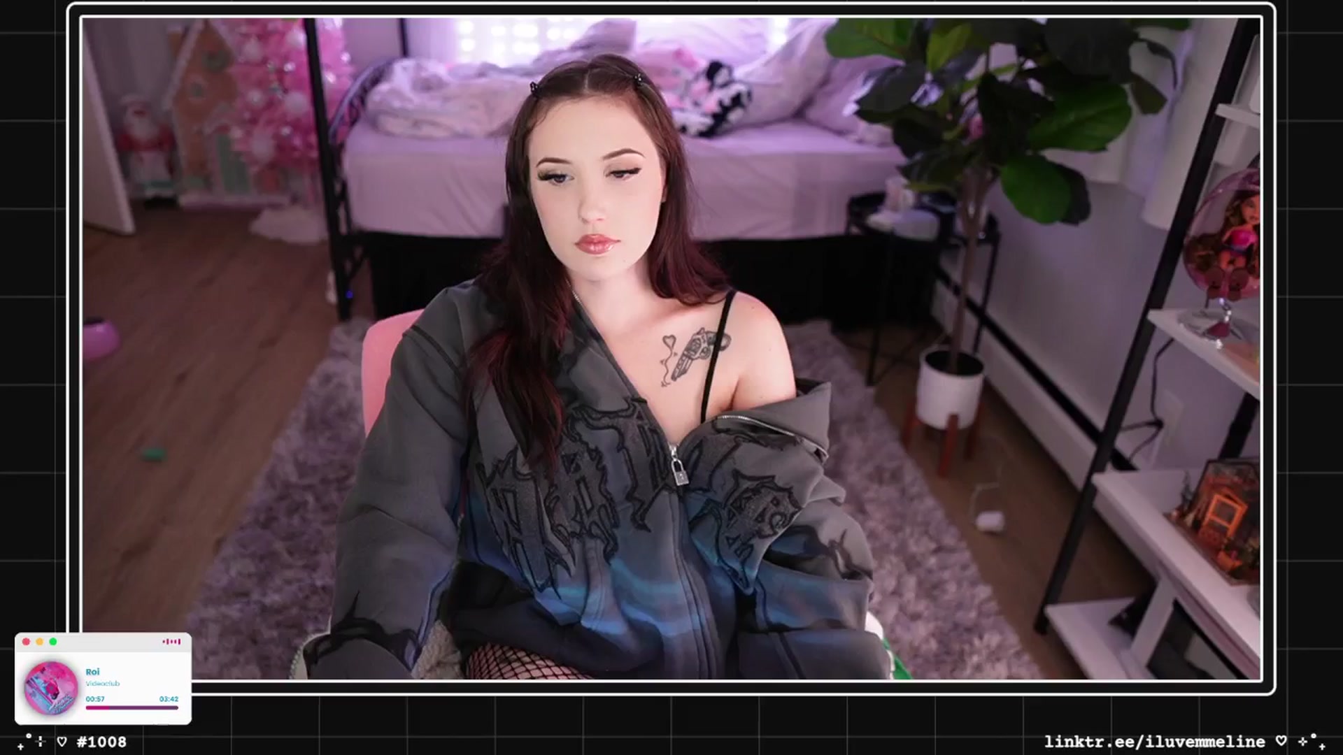 Gallery image thumbnail from EMMEL1NE's myfreecams stream on, 01/17/2025, 03:18 image 14 of 20