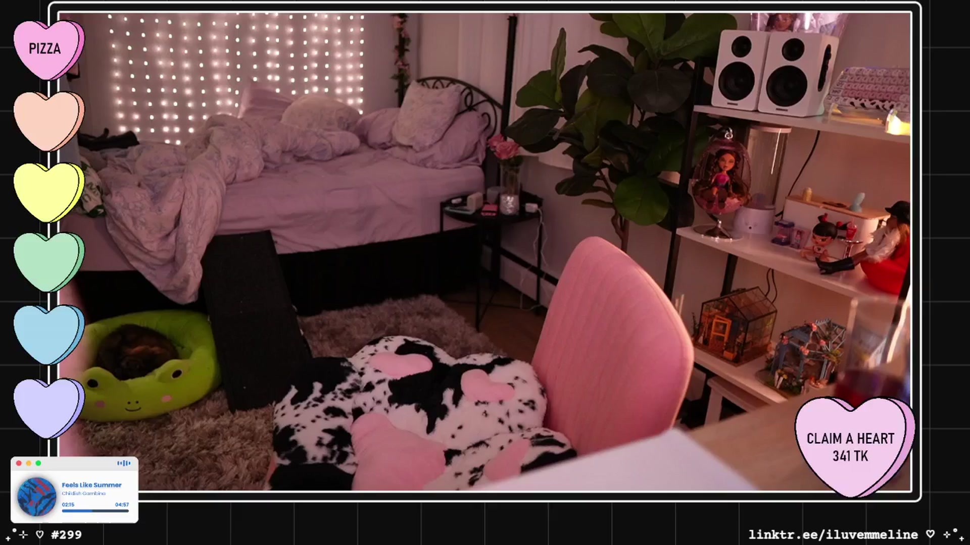 Gallery image thumbnail from EMMEL1NE's myfreecams stream on, 02/04/2025, 05:08 image 10 of 20