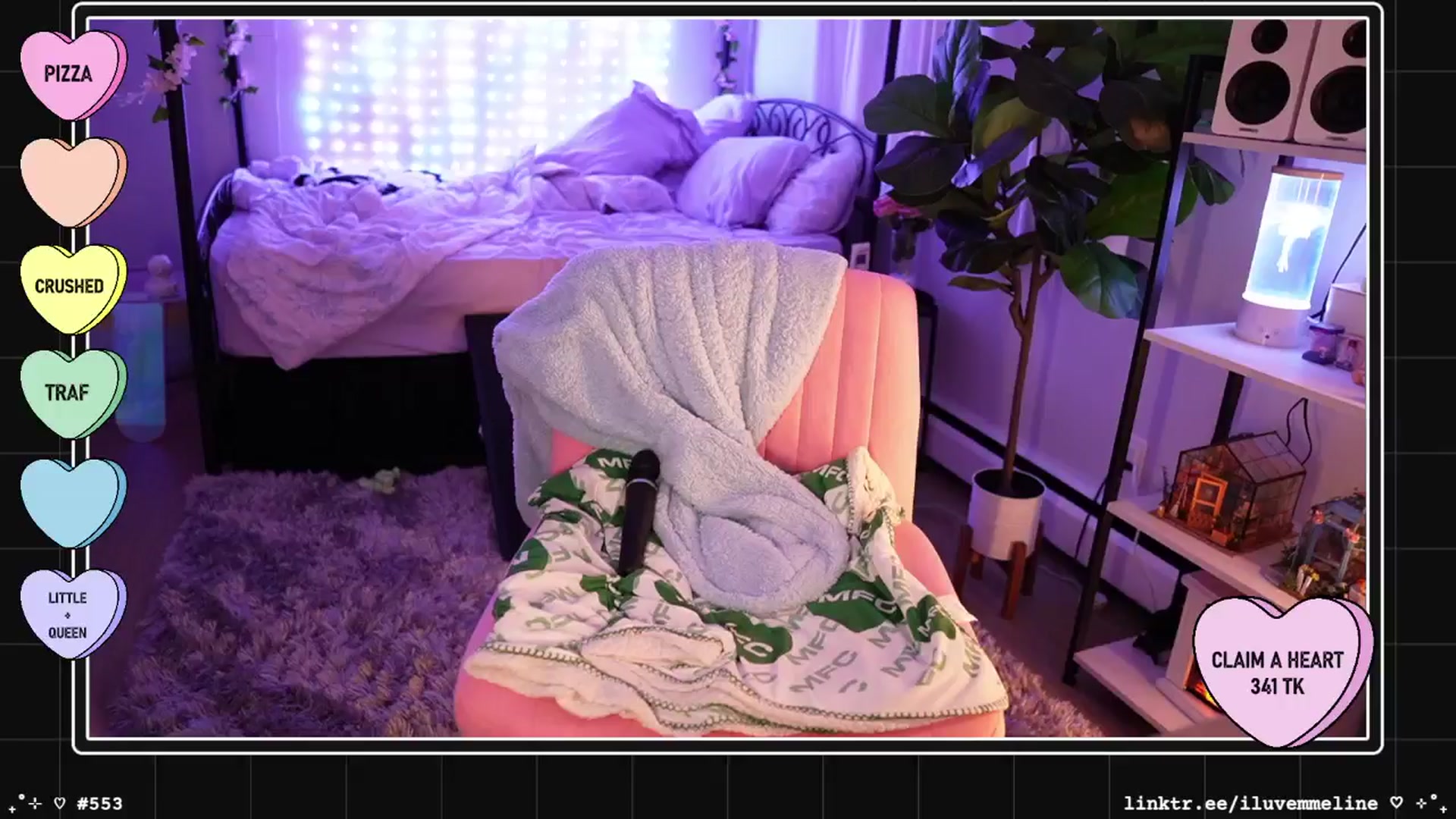 Gallery image thumbnail from EMMEL1NE's myfreecams stream on, 02/13/2025, 05:31 image 14 of 20
