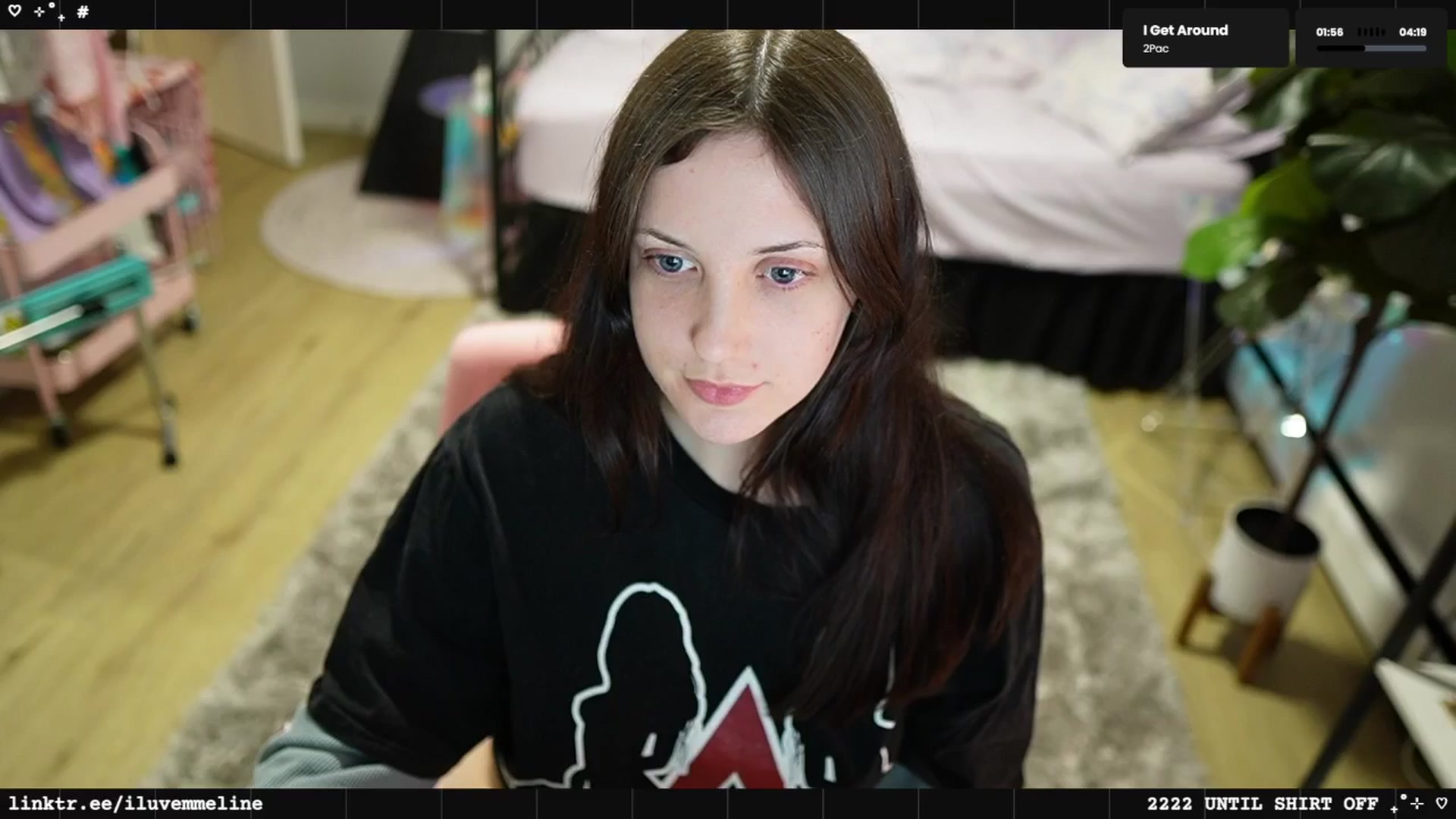 Gallery image thumbnail from EMMEL1NE's myfreecams stream on, 03/02/2025, 02:08 image 12 of 20
