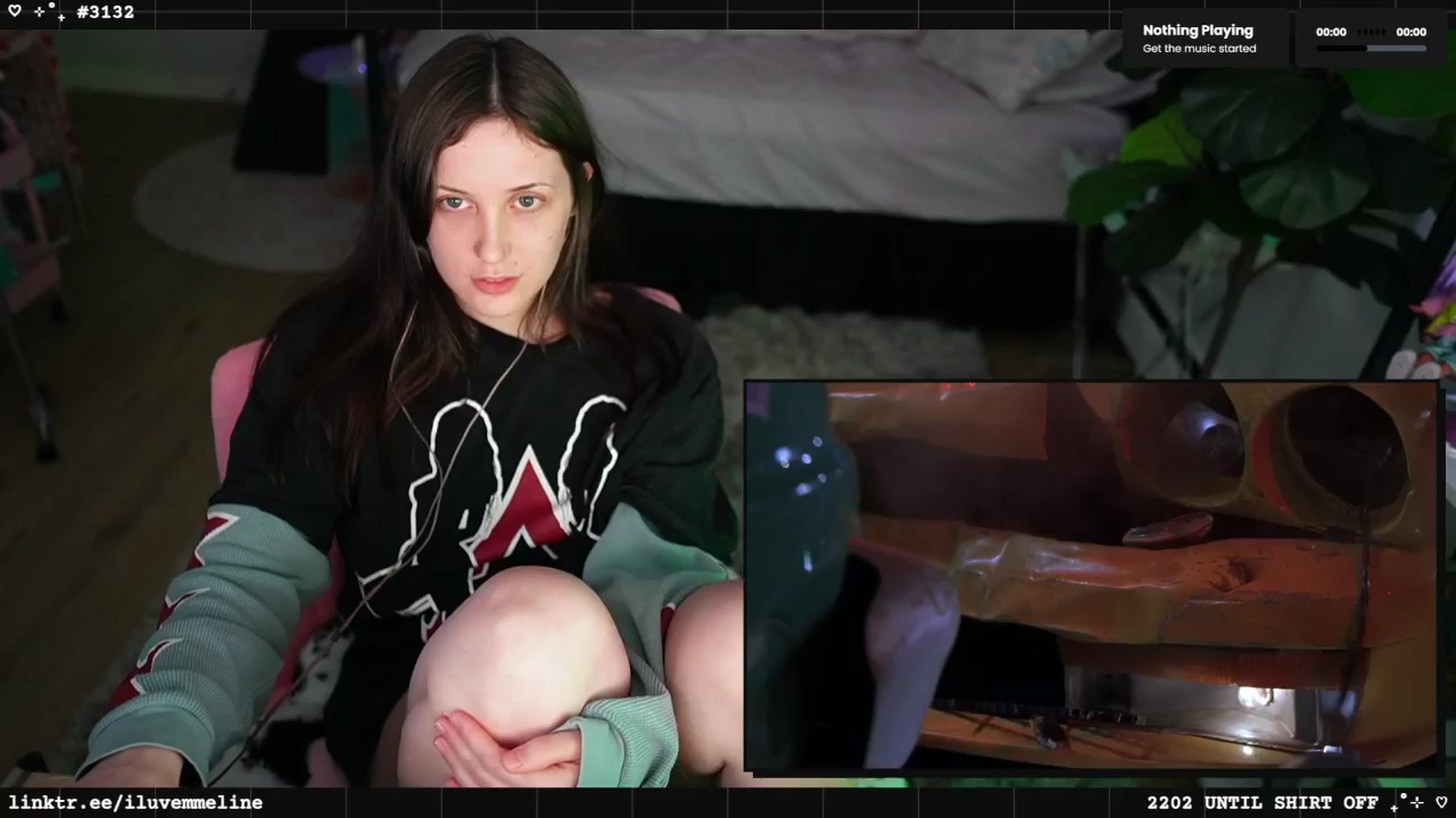 Gallery image thumbnail from EMMEL1NE's myfreecams stream on, 03/02/2025, 02:52 image 4 of 20