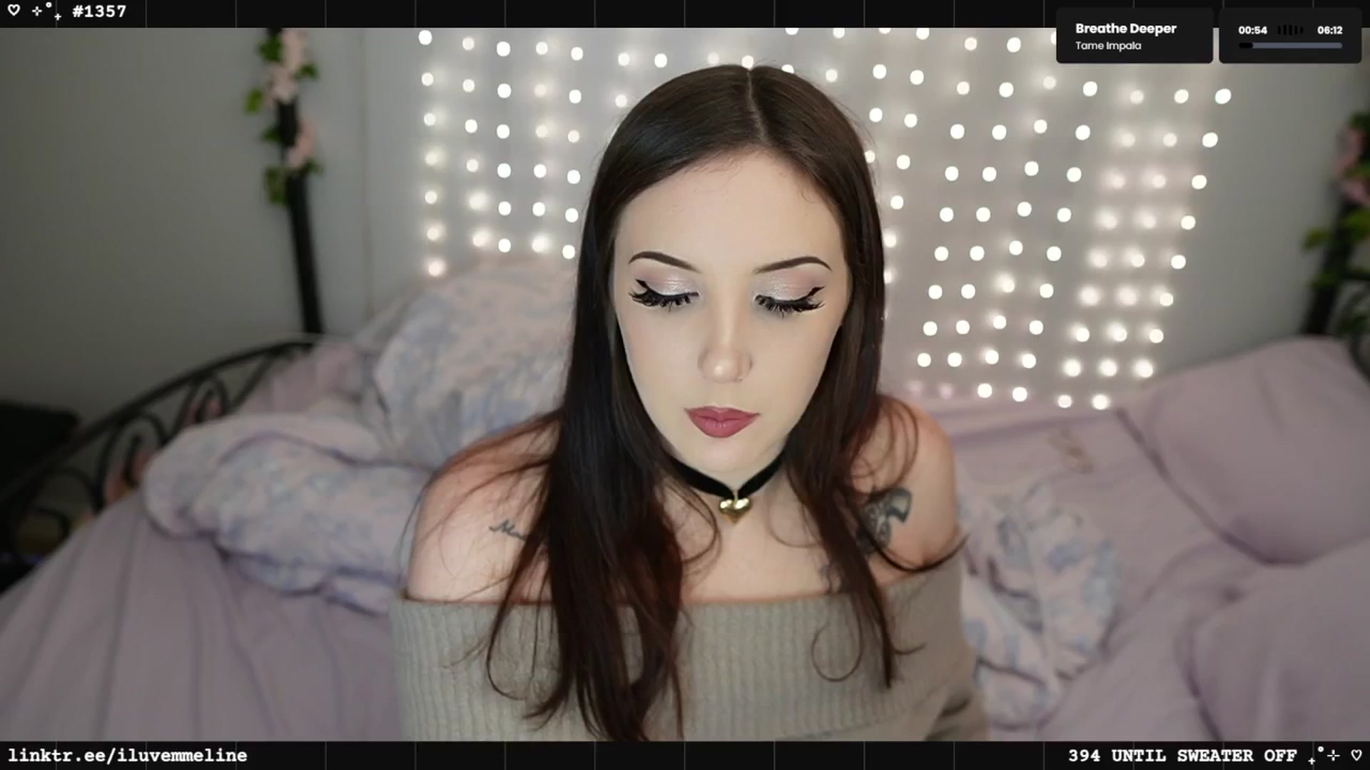 Gallery image thumbnail from EMMEL1NE's myfreecams stream on, 03/05/2025, 06:11 image 1 of 20