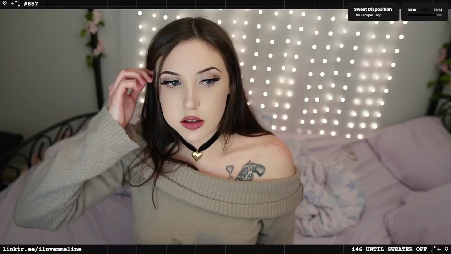 Gallery image thumbnail from EMMEL1NE's myfreecams stream on, 03/05/2025, 06:56 image 10 of 20