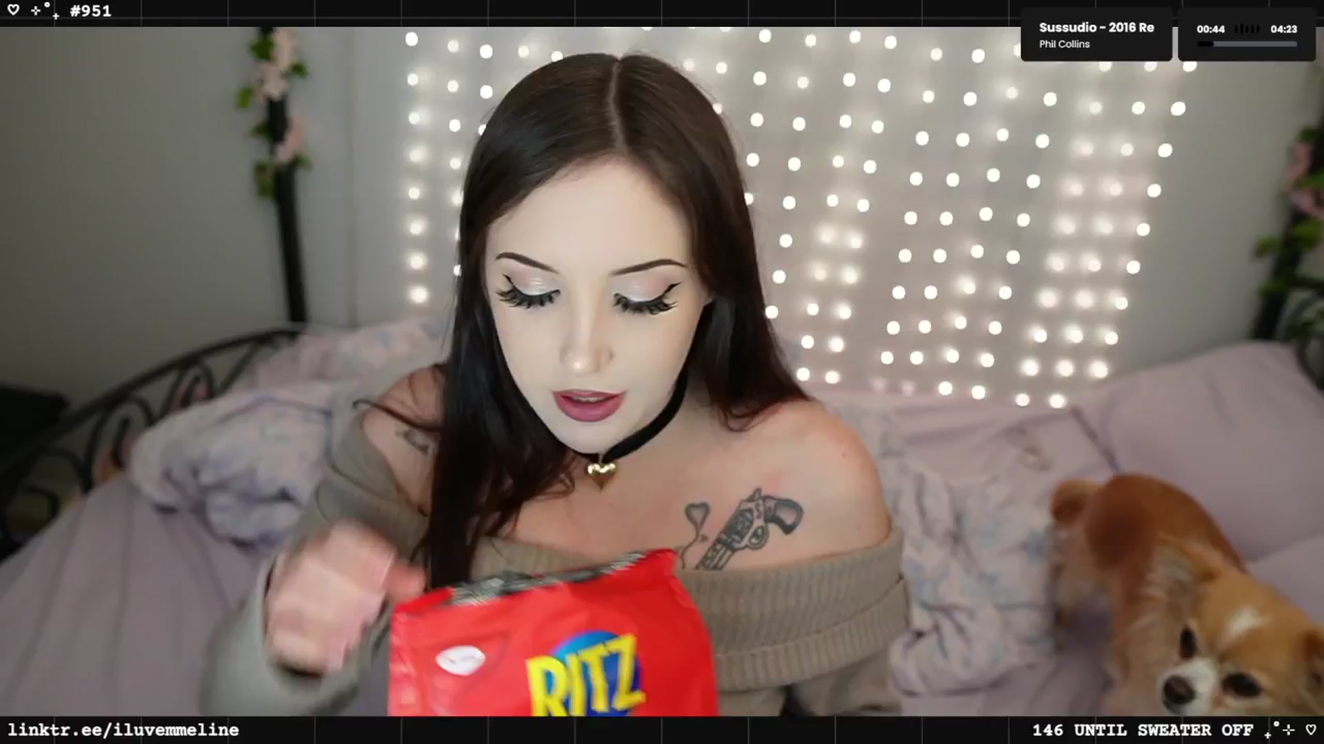 Gallery image thumbnail from EMMEL1NE's myfreecams stream on, 03/05/2025, 06:56 image 2 of 20