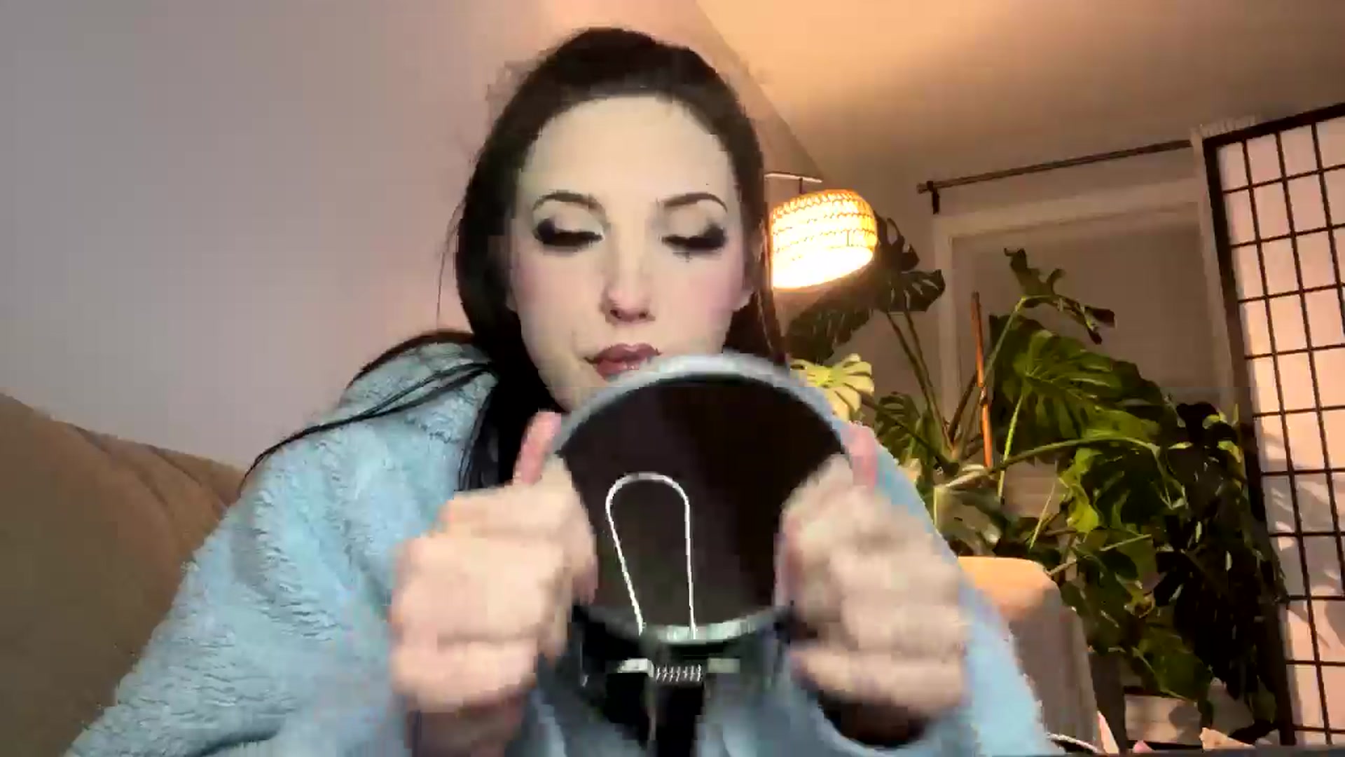 Gallery image thumbnail from EMMEL1NE's myfreecams stream on, 03/07/2025, 11:12 image 17 of 20