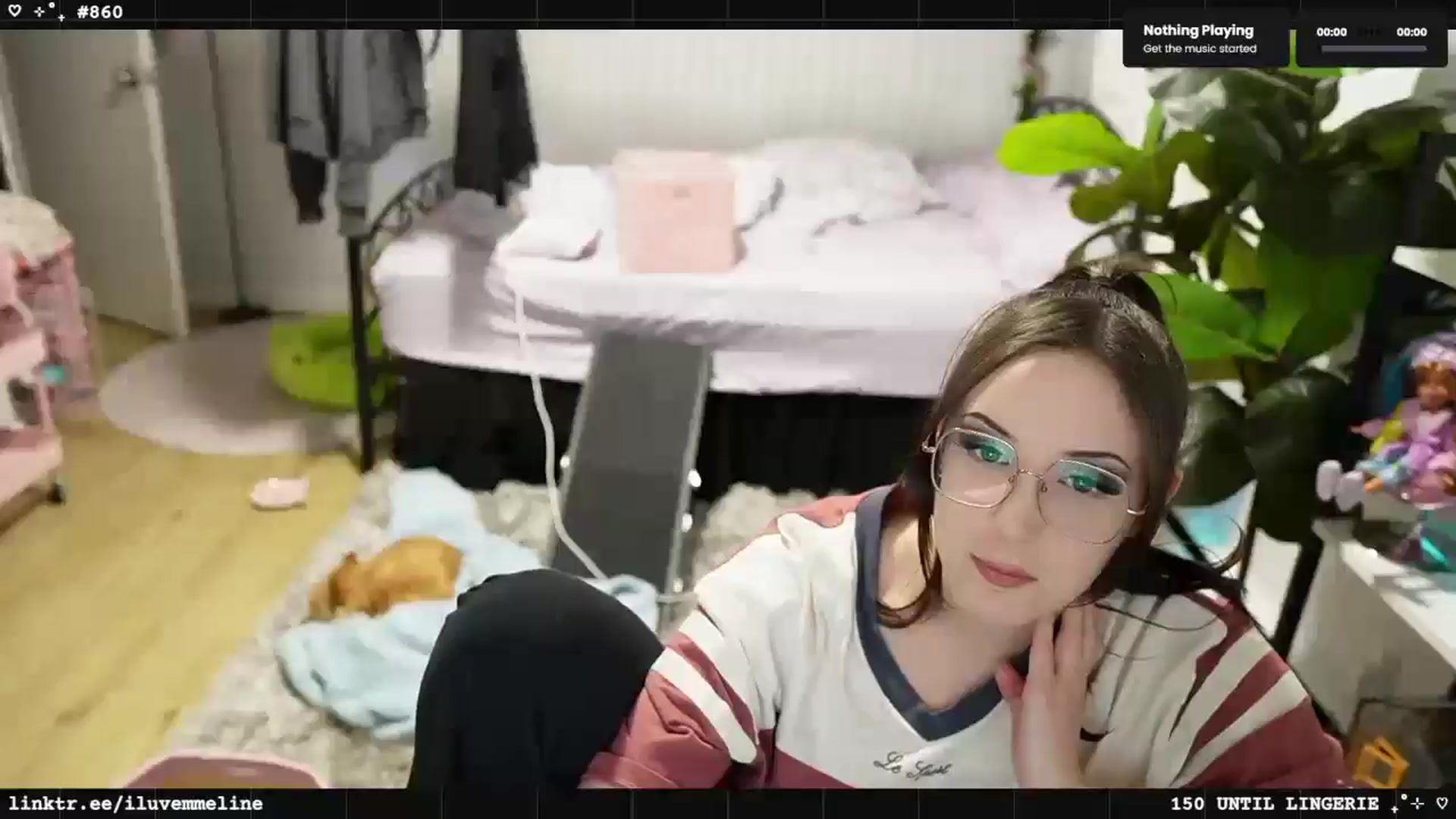 Gallery image thumbnail from EMMEL1NE's myfreecams stream on, 03/11/2025, 02:23 image 13 of 20