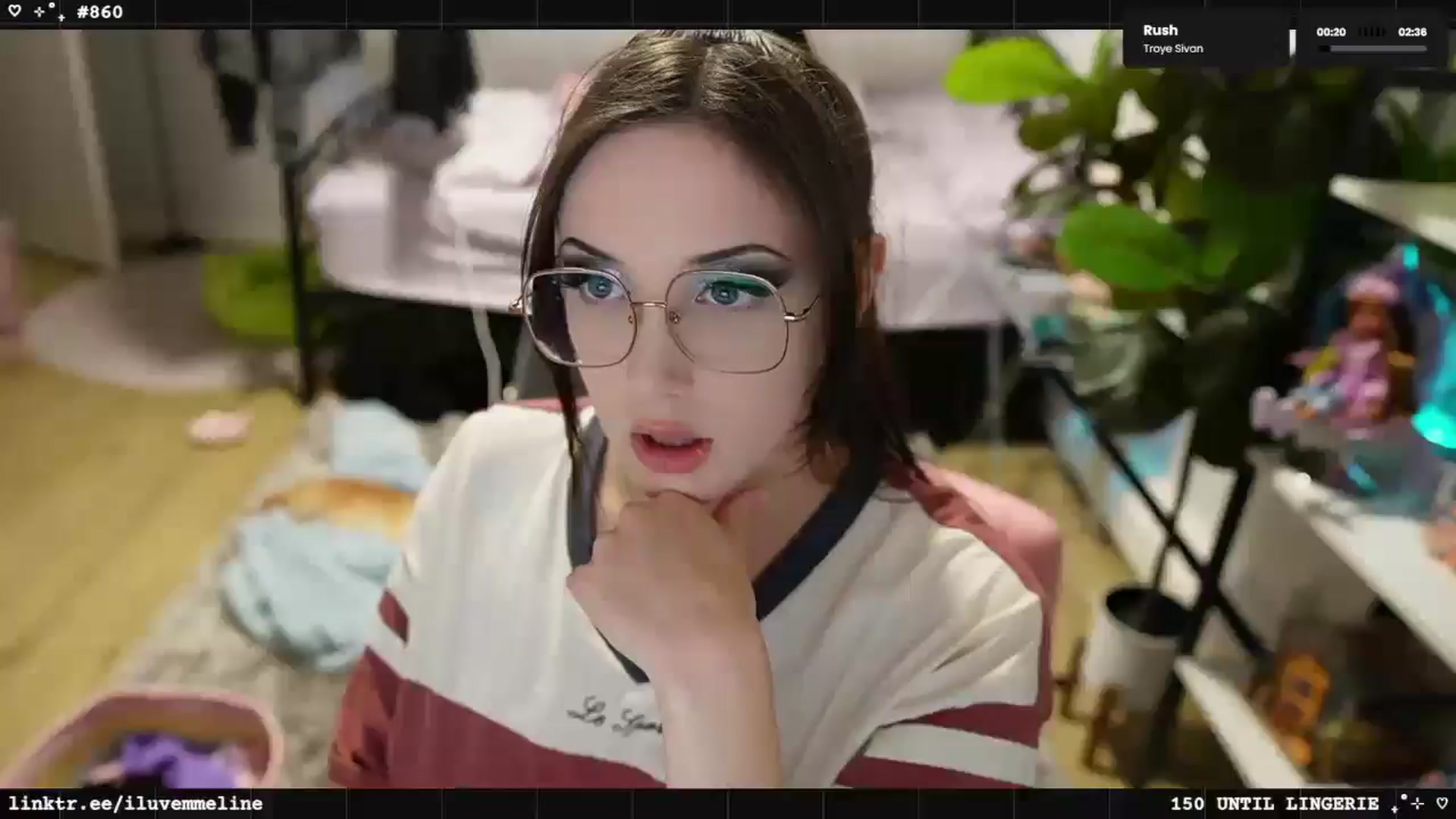 Gallery image thumbnail from EMMEL1NE's myfreecams stream on, 03/11/2025, 02:23 image 17 of 20