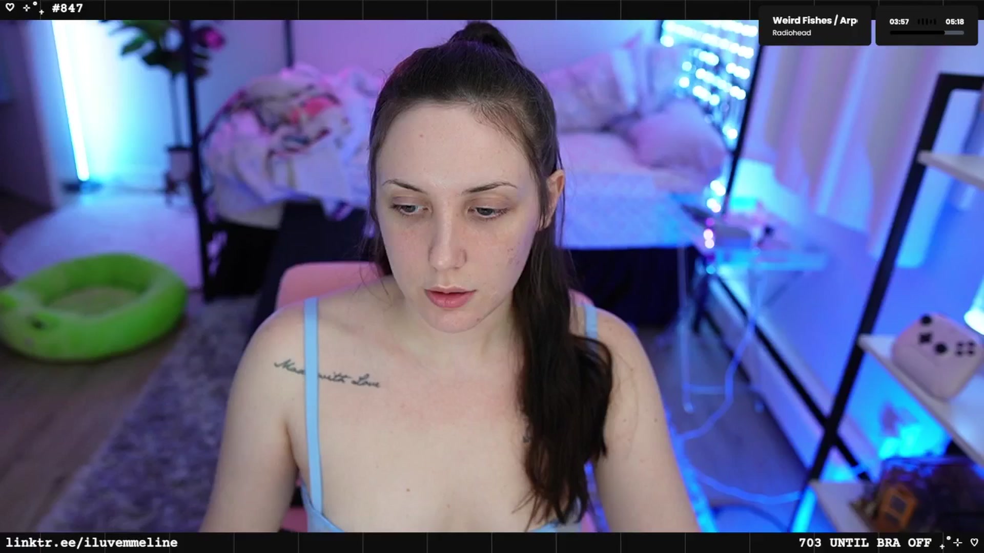 Gallery image thumbnail from EMMEL1NE's myfreecams stream on, 03/13/2025, 07:23 image 6 of 20
