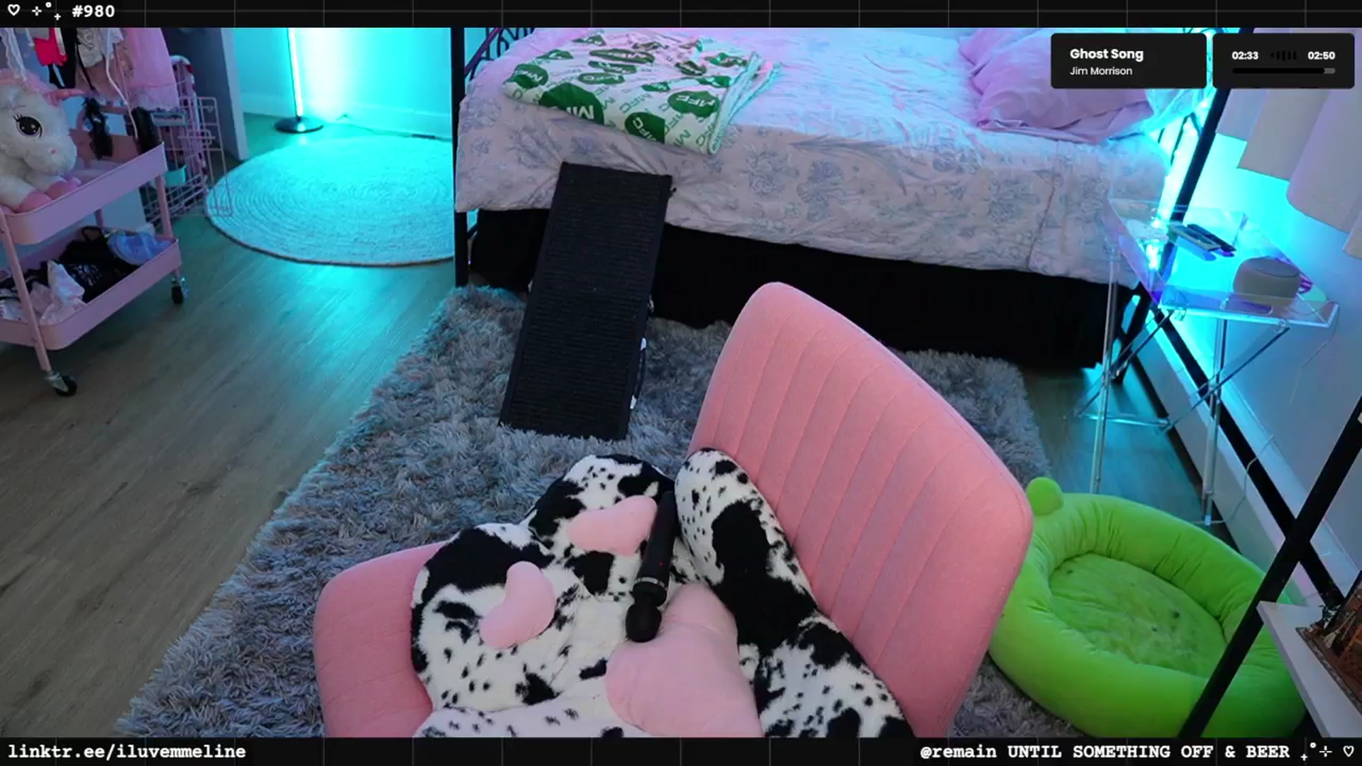 Gallery image thumbnail from EMMEL1NE's myfreecams stream on, 03/27/2025, 07:45 image 1 of 20