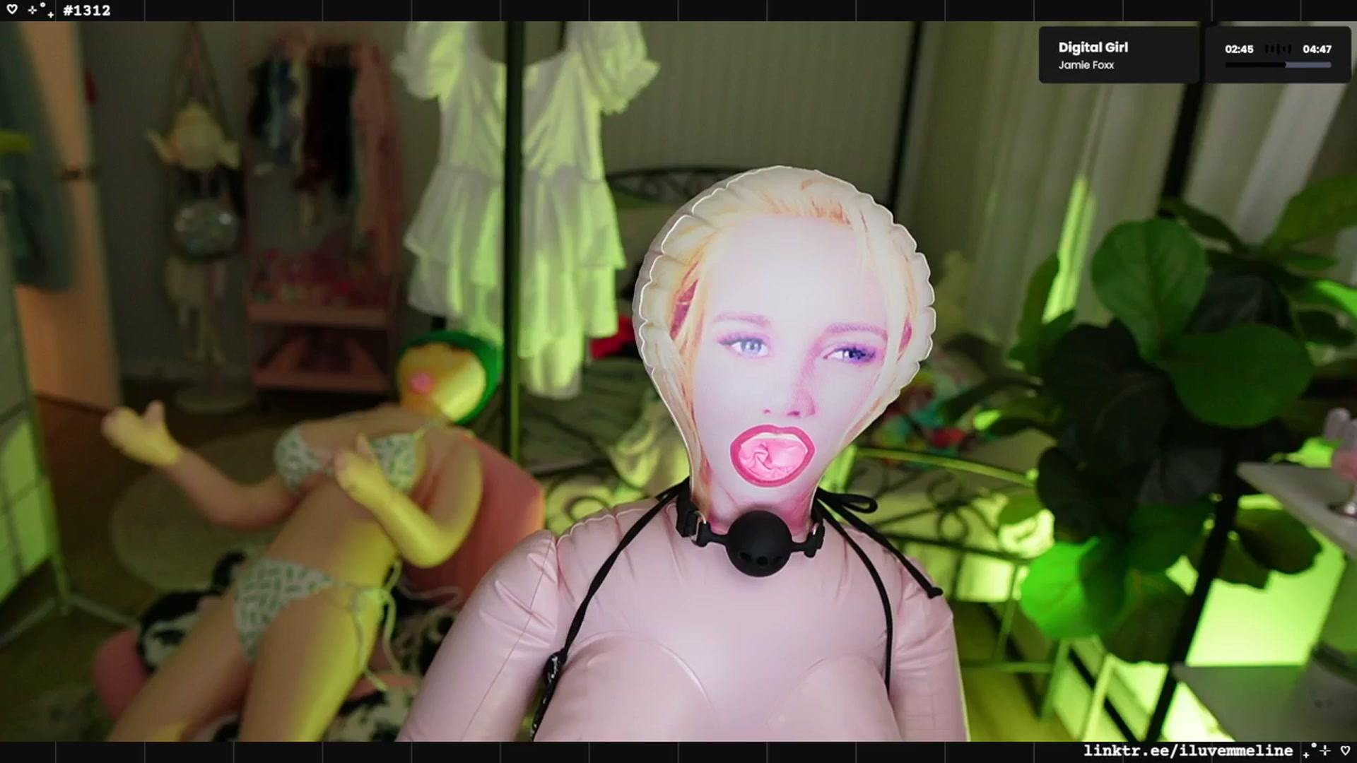 Gallery image thumbnail from EMMEL1NE's myfreecams stream on, 04/15/2025, 05:48 image 16 of 20