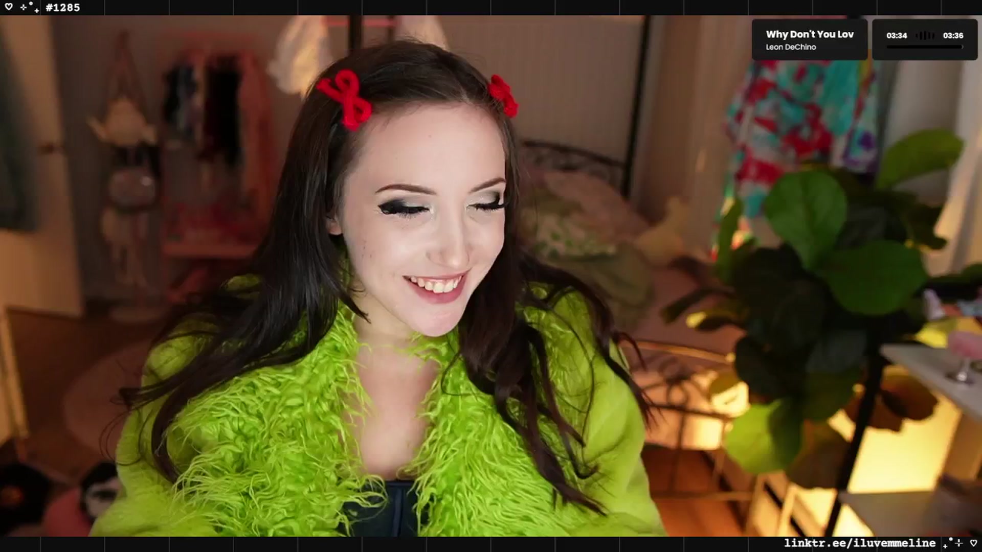 Gallery image thumbnail from EMMEL1NE's myfreecams stream on, 04/15/2025, 05:48 image 18 of 20