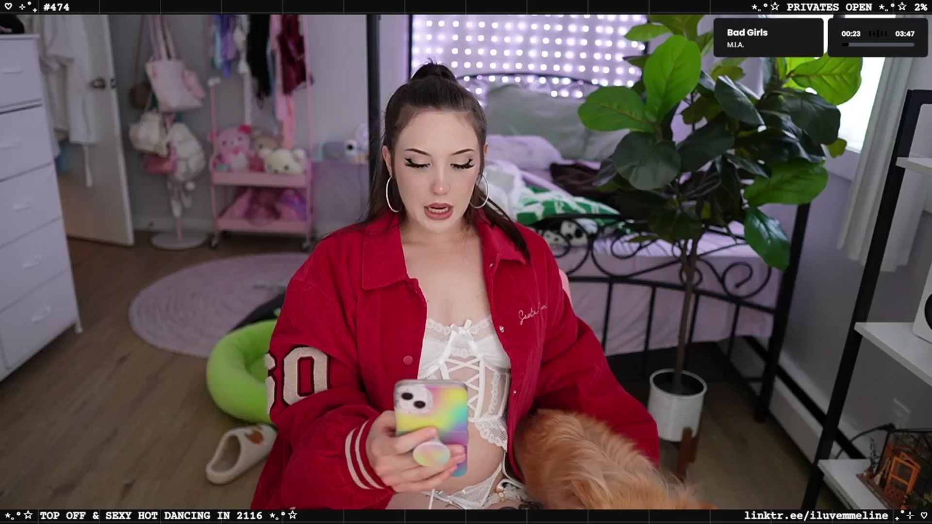 Gallery image thumbnail from EMMEL1NE's myfreecams stream on, 05/17/2025, 02:24 image 7 of 20