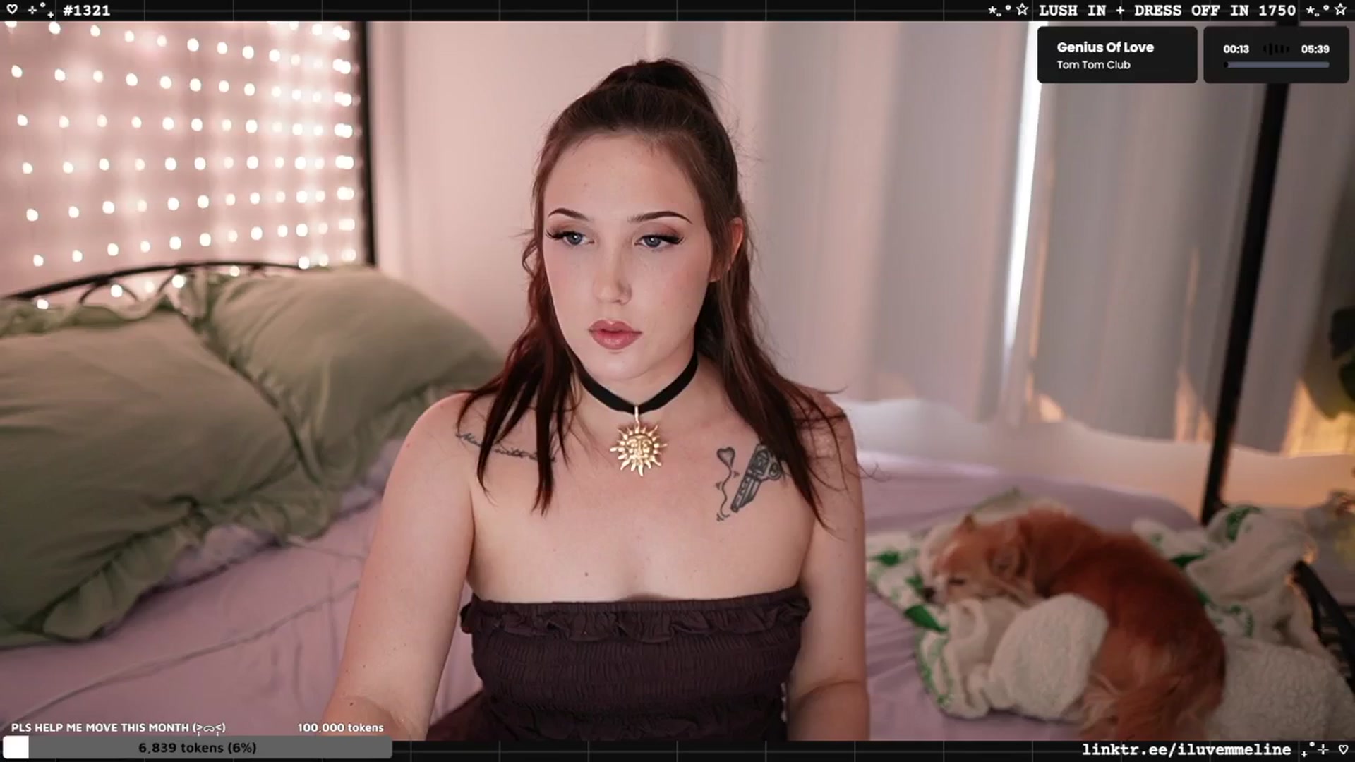 Gallery image thumbnail from EMMEL1NE's myfreecams stream on, 06/09/2025, 02:47 image 8 of 20