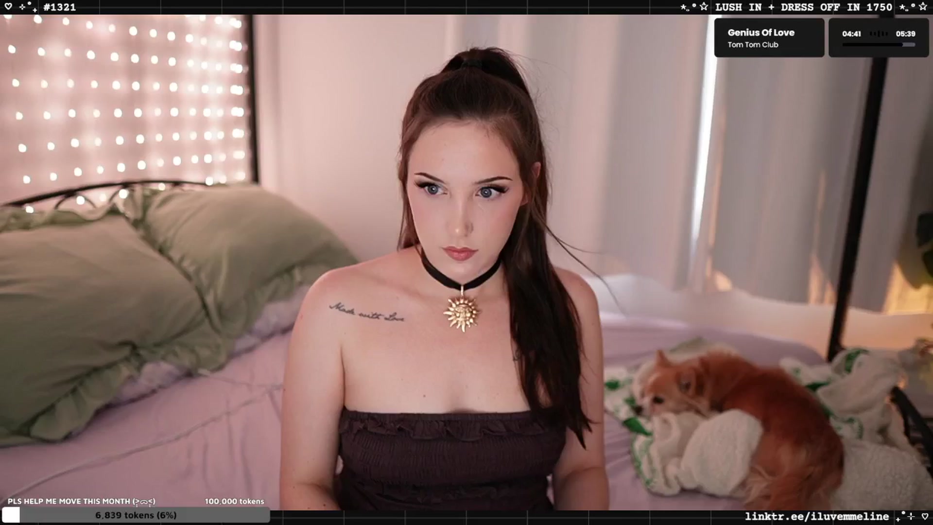 Gallery image thumbnail from EMMEL1NE's myfreecams stream on, 06/09/2025, 02:47 image 12 of 20