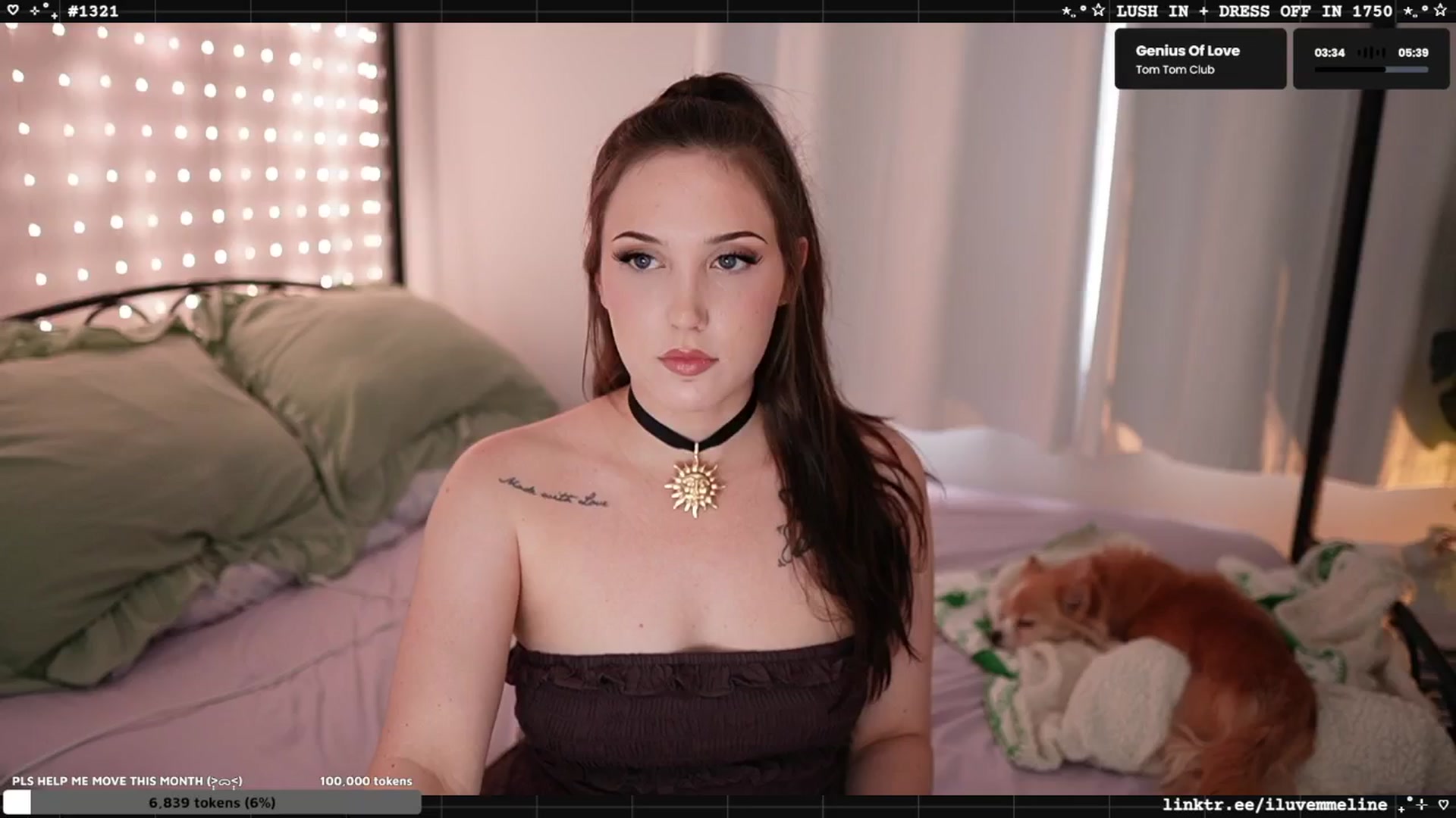 Gallery image thumbnail from EMMEL1NE's myfreecams stream on, 06/09/2025, 02:47 image 11 of 20