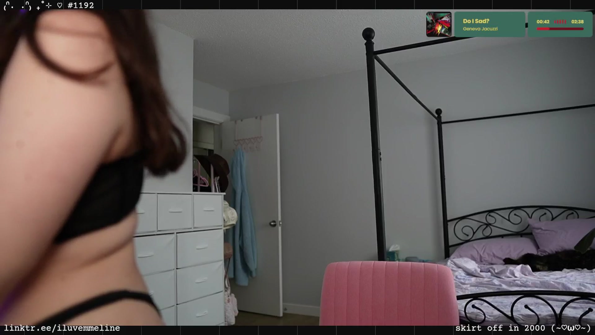 Gallery image thumbnail from EMMEL1NE's myfreecams stream on, 09/09/2025, 01:13 image 9 of 20