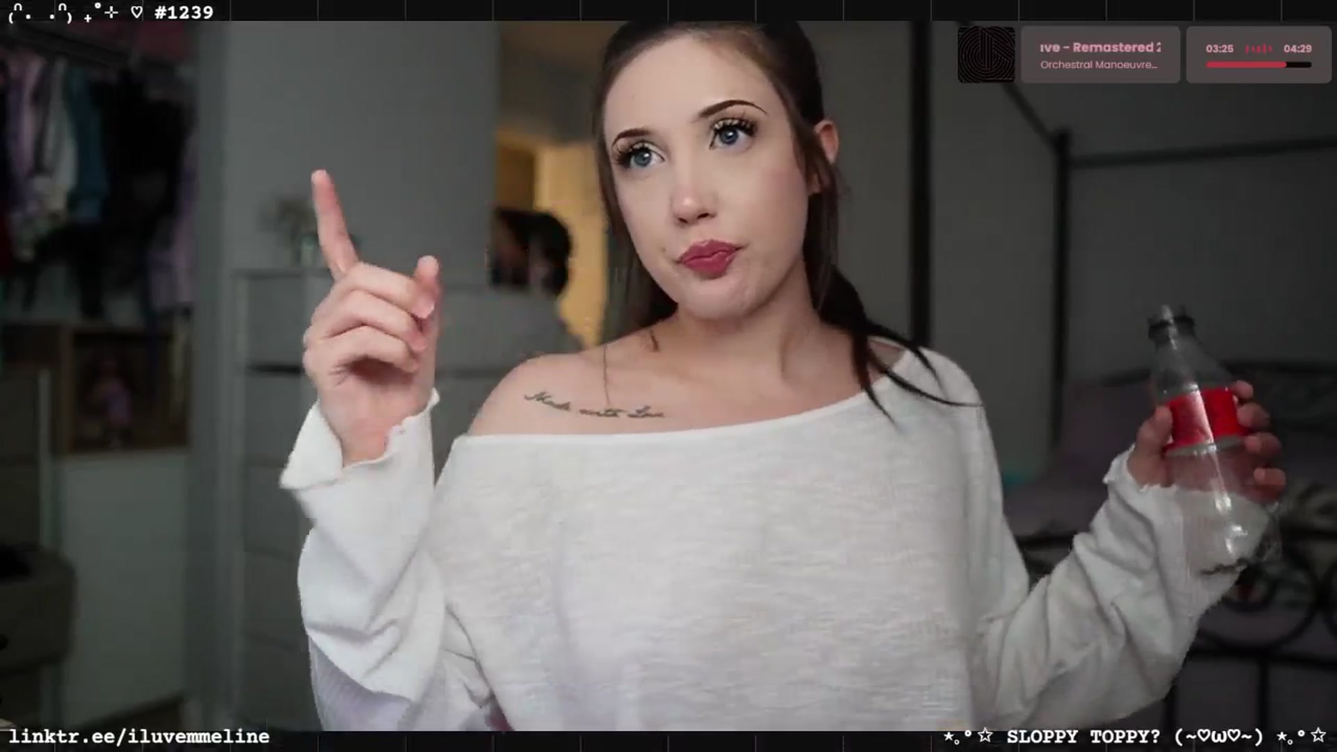Gallery image thumbnail from EMMEL1NE's myfreecams stream on, 09/11/2025, 04:18 image 10 of 20