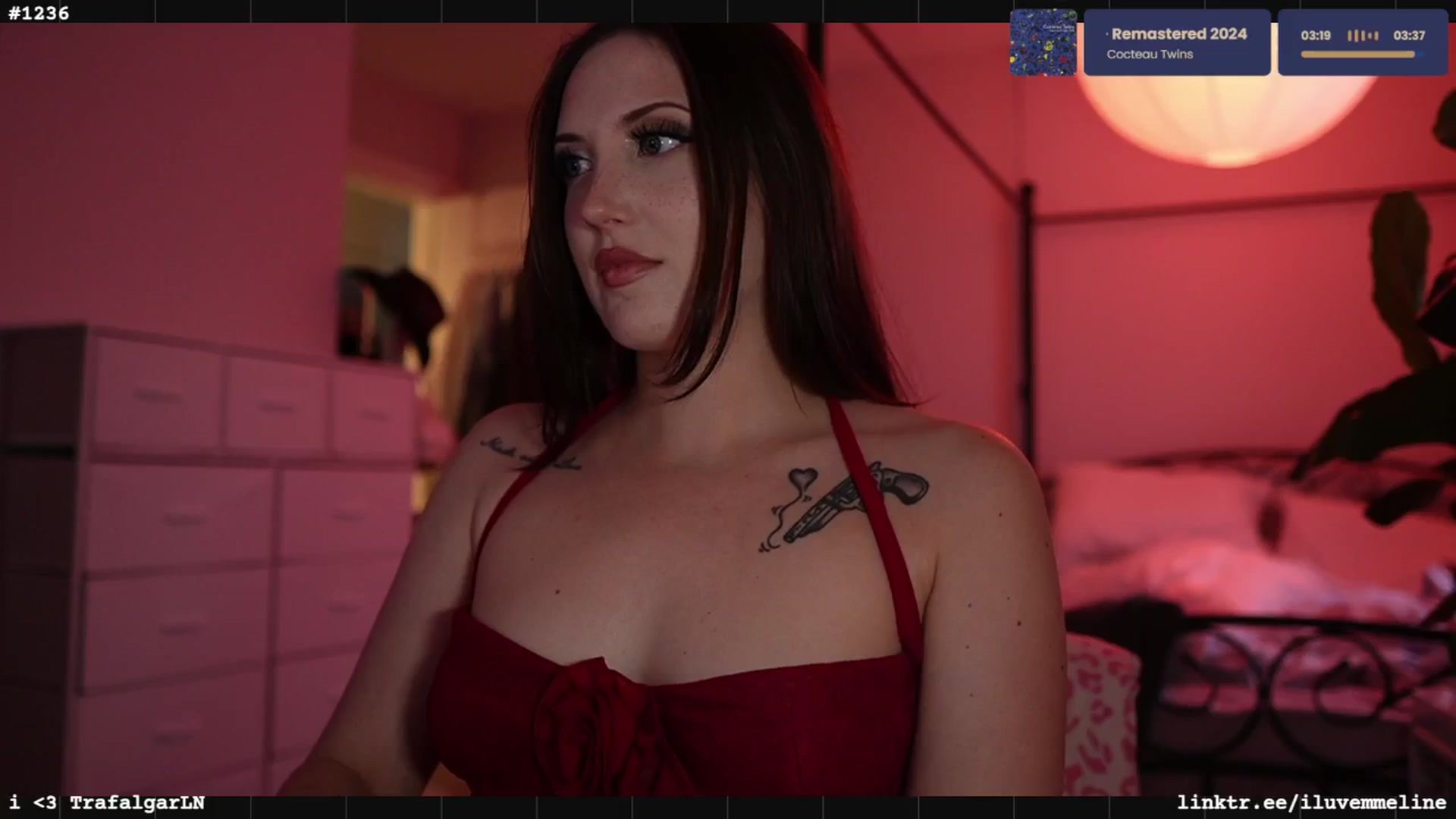 Gallery image thumbnail from EMMEL1NE's myfreecams stream on, 09/15/2025, 02:43 image 4 of 20