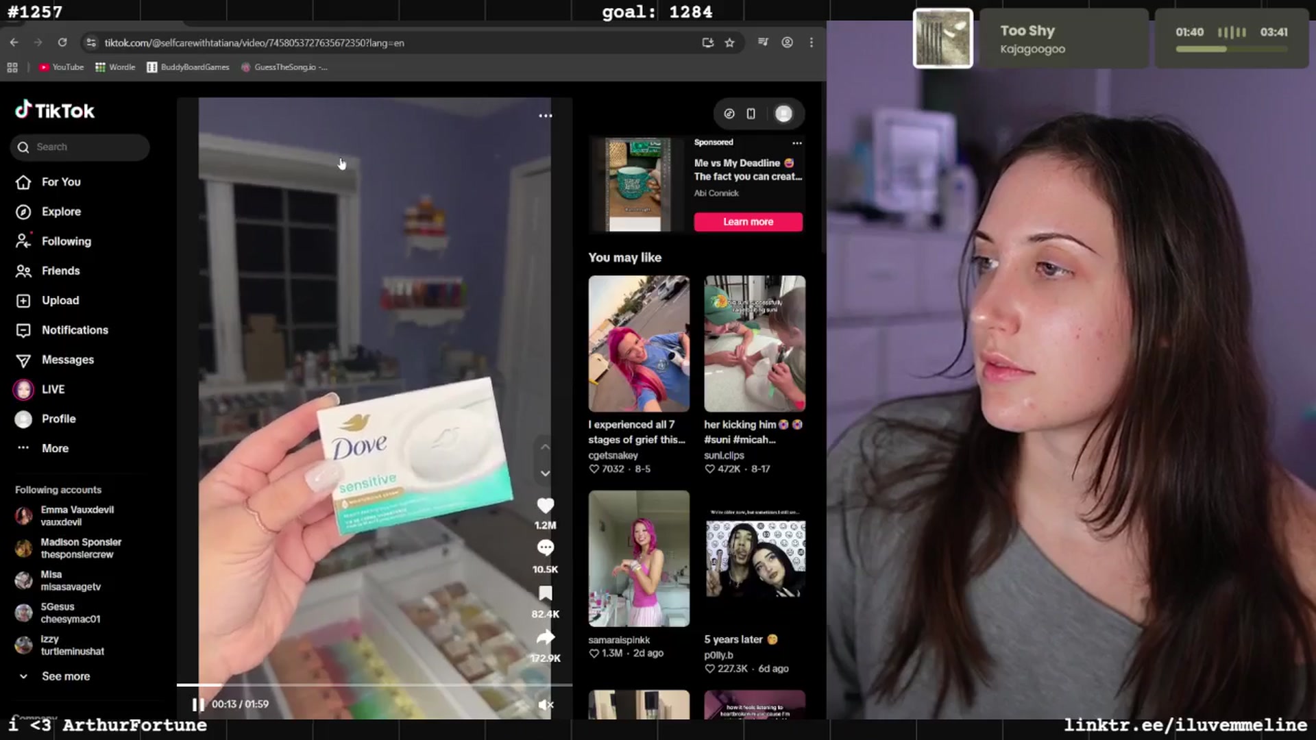 Gallery image thumbnail from EMMEL1NE's myfreecams stream on, 09/18/2025, 03:19 image 3 of 20