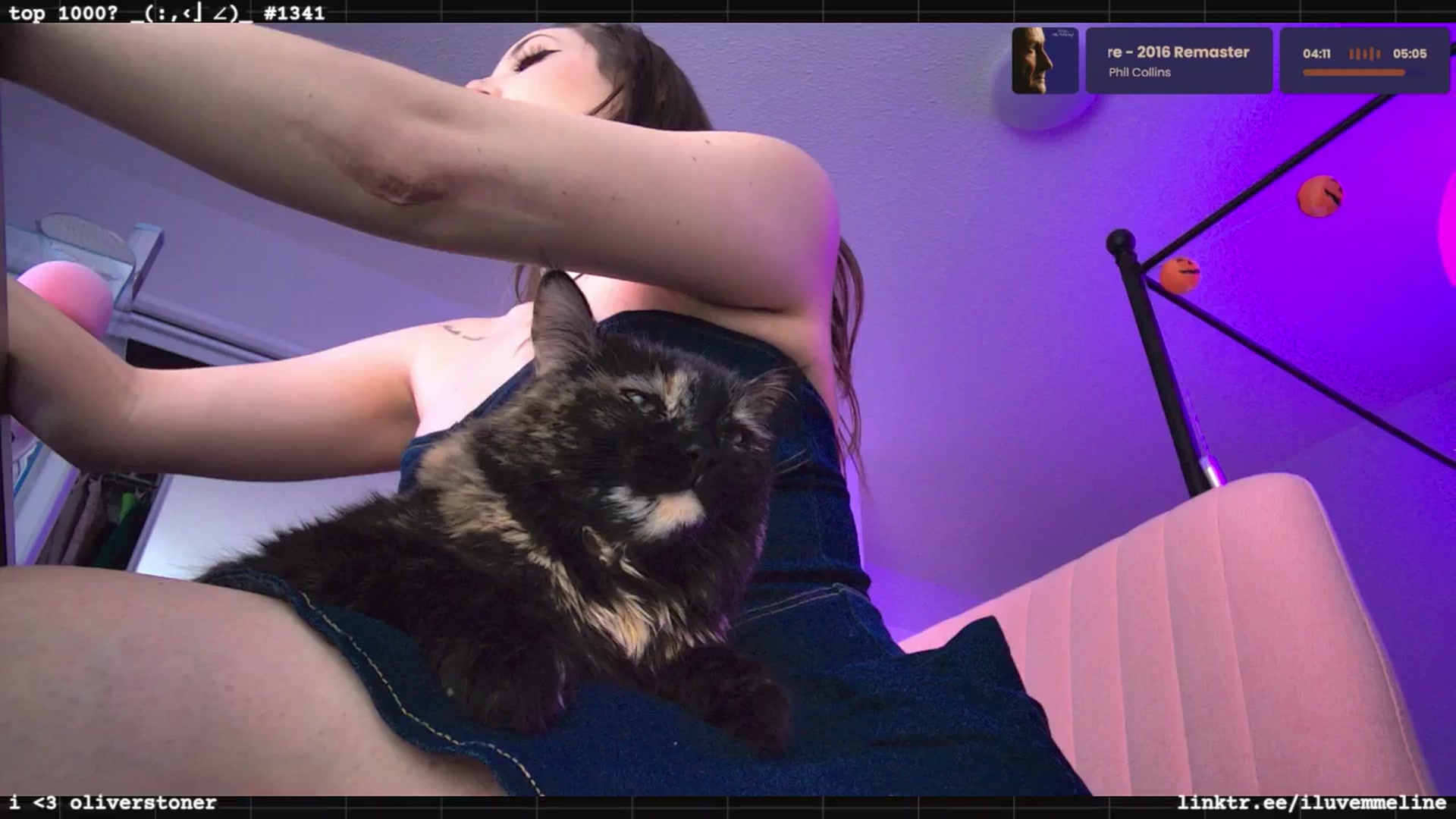 Gallery image thumbnail from EMMEL1NE's myfreecams stream on, 09/21/2025, 23:40 image 17 of 20
