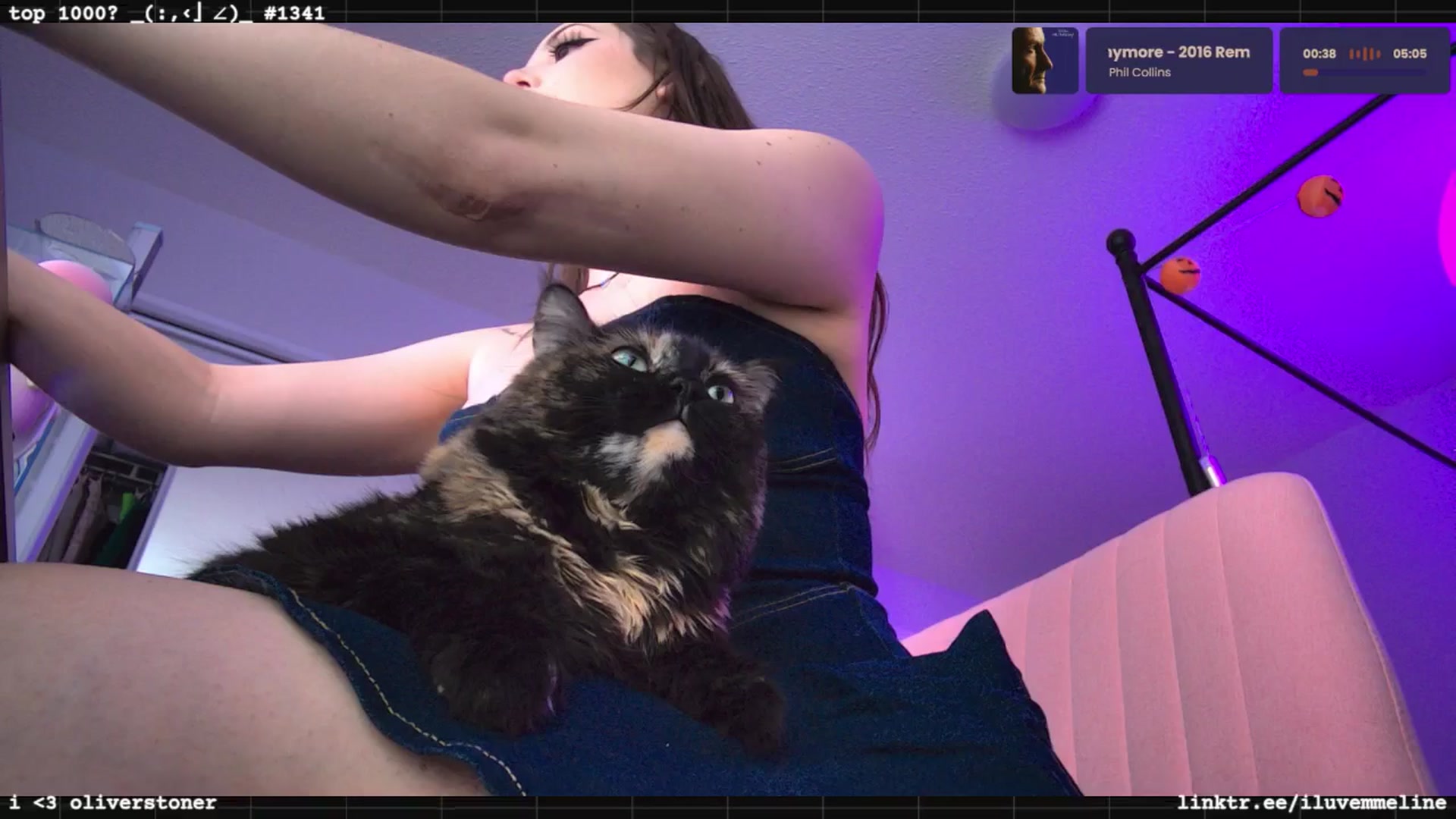 Gallery image thumbnail from EMMEL1NE's myfreecams stream on, 09/21/2025, 23:40 image 14 of 20