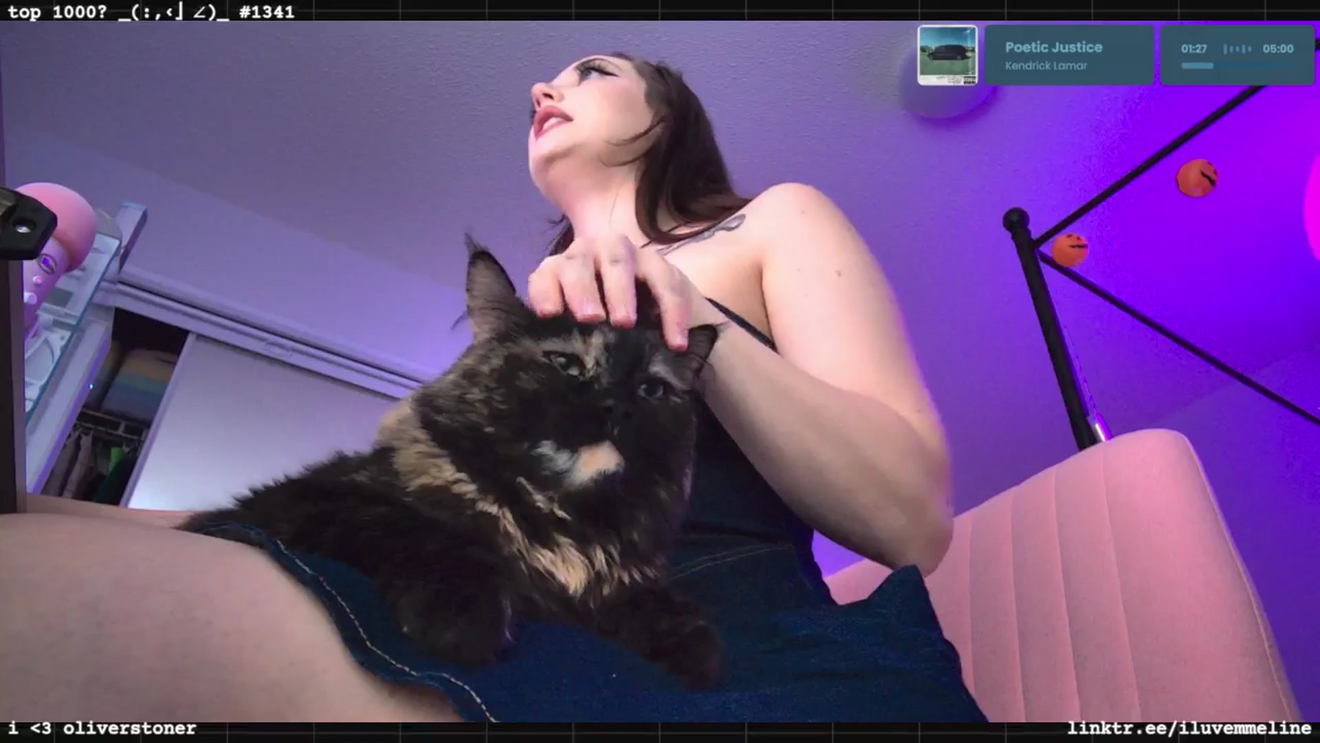 Gallery image thumbnail from EMMEL1NE's myfreecams stream on, 09/21/2025, 23:40 image 19 of 20