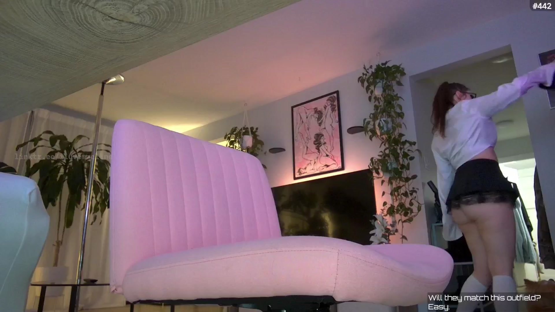 Gallery image thumbnail from EMMEL1NE's myfreecams stream on, 03/26/2026, 07:14 image 7 of 20