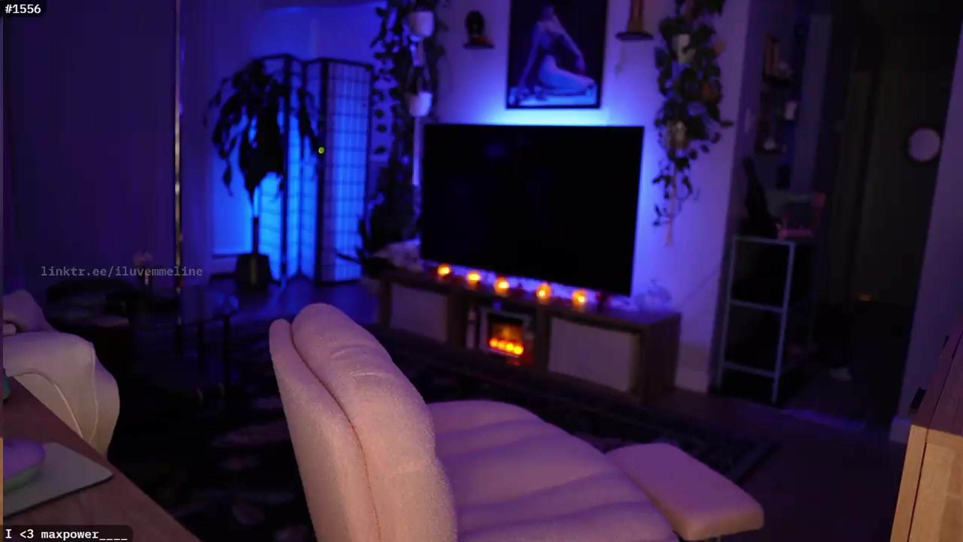 Gallery image thumbnail from EMMEL1NE's myfreecams stream on, 09/10/2026, 07:31 image 17 of 20